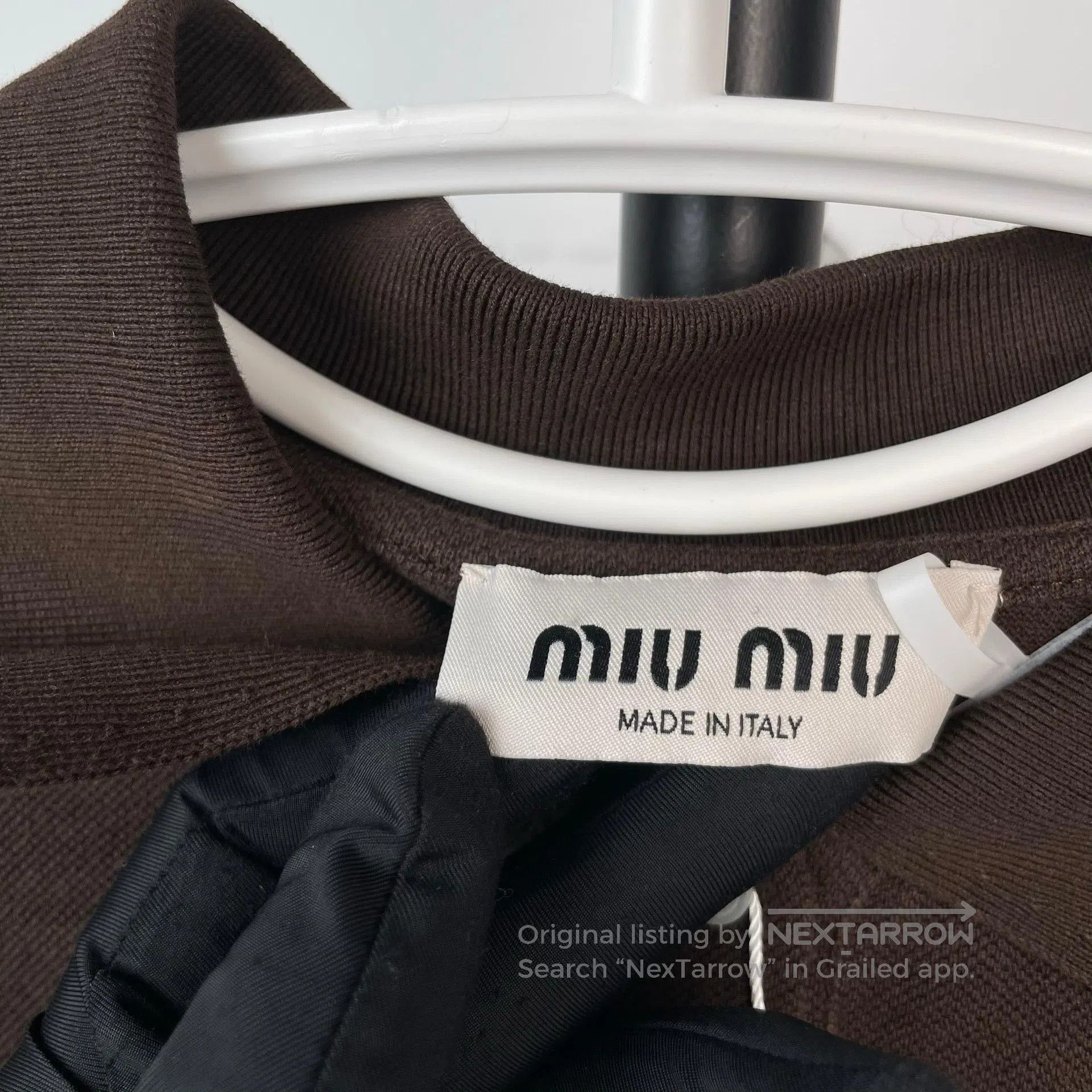 Miu Miu Miu Miu Caramel Embroidered Small Letter Logo Polo Neck Lo Size US S / EU 44-46 / 1 - 4 Thumbnail