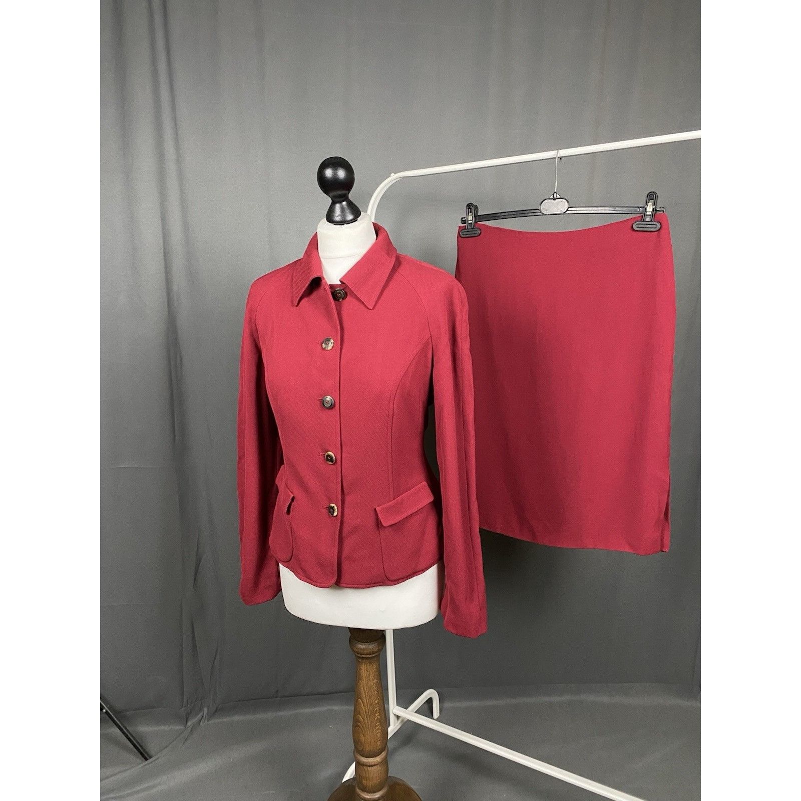 Salvatore Ferragamo Salvatore Ferragamo Women's Pink Red 2 Piece Wool Skirt Suit Size XL / US 12-14 / IT 48-50 - 4 Thumbnail