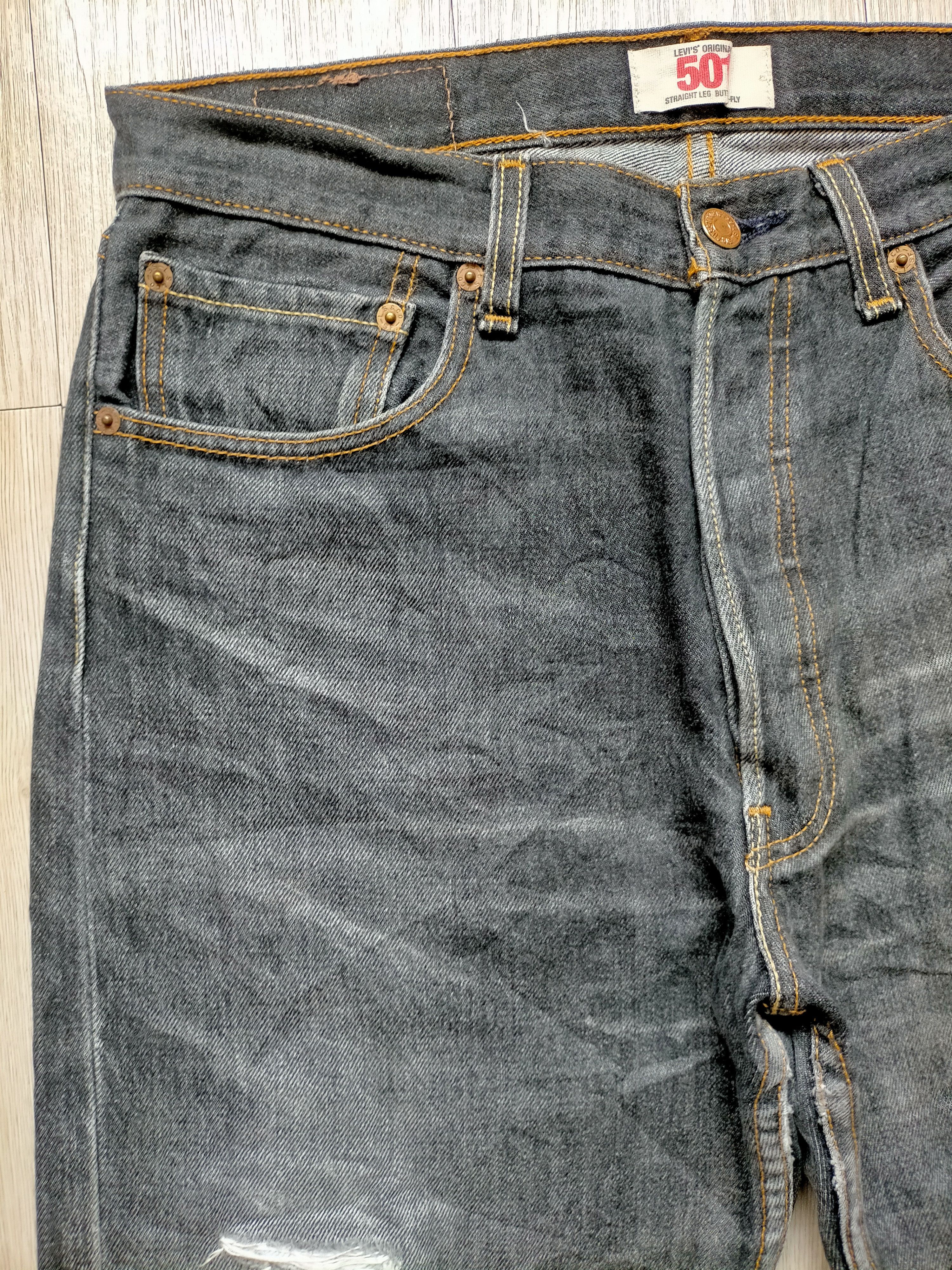 Levi's Vintage Clothing Vintage Levis 501 Black Jeans Size US 32 / EU 48 - 3 Thumbnail