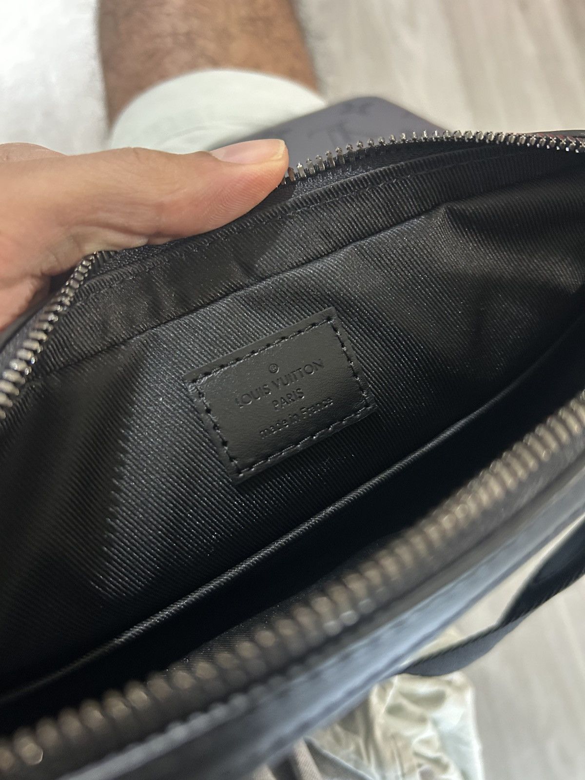 Louis Vuitton Louis vuitton trio messenger bag crossbody monogram eclipse Size ONE SIZE - 8 Thumbnail