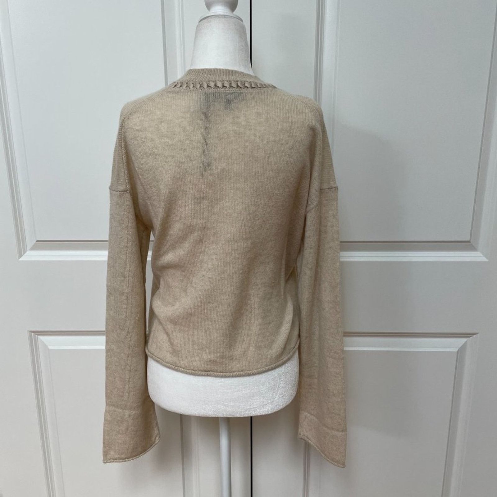 Theory Ribbon-Trim Cropped Sweater in Cashmere from TheoryEcru Size S / US 4 / IT 40 - 3 Thumbnail