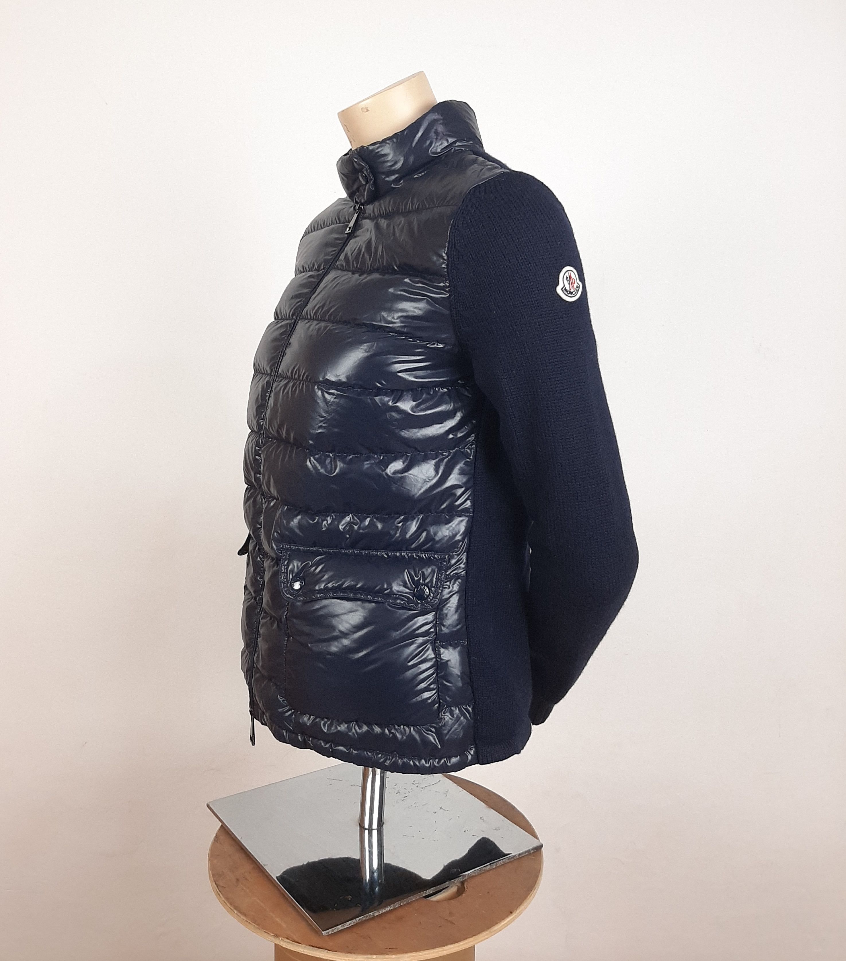 Moncler Moncler Hybrid Knit Quilted Jacket Navy Women's Size M Size M / US 6-8 / IT 42-44 - 3 Thumbnail