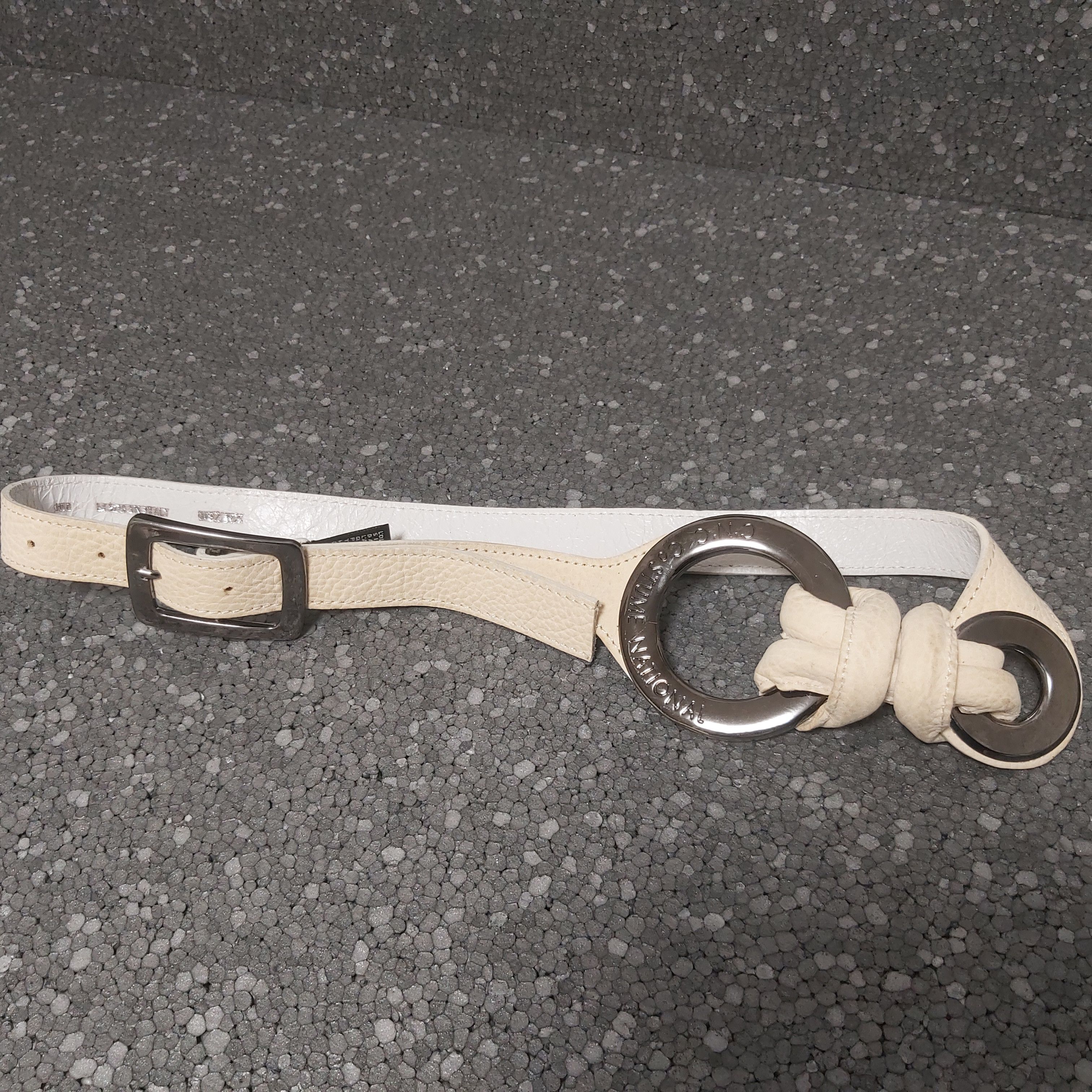 Costume National Costume National belt large metal rings cream leather belt Size ONE SIZE - 6 Thumbnail