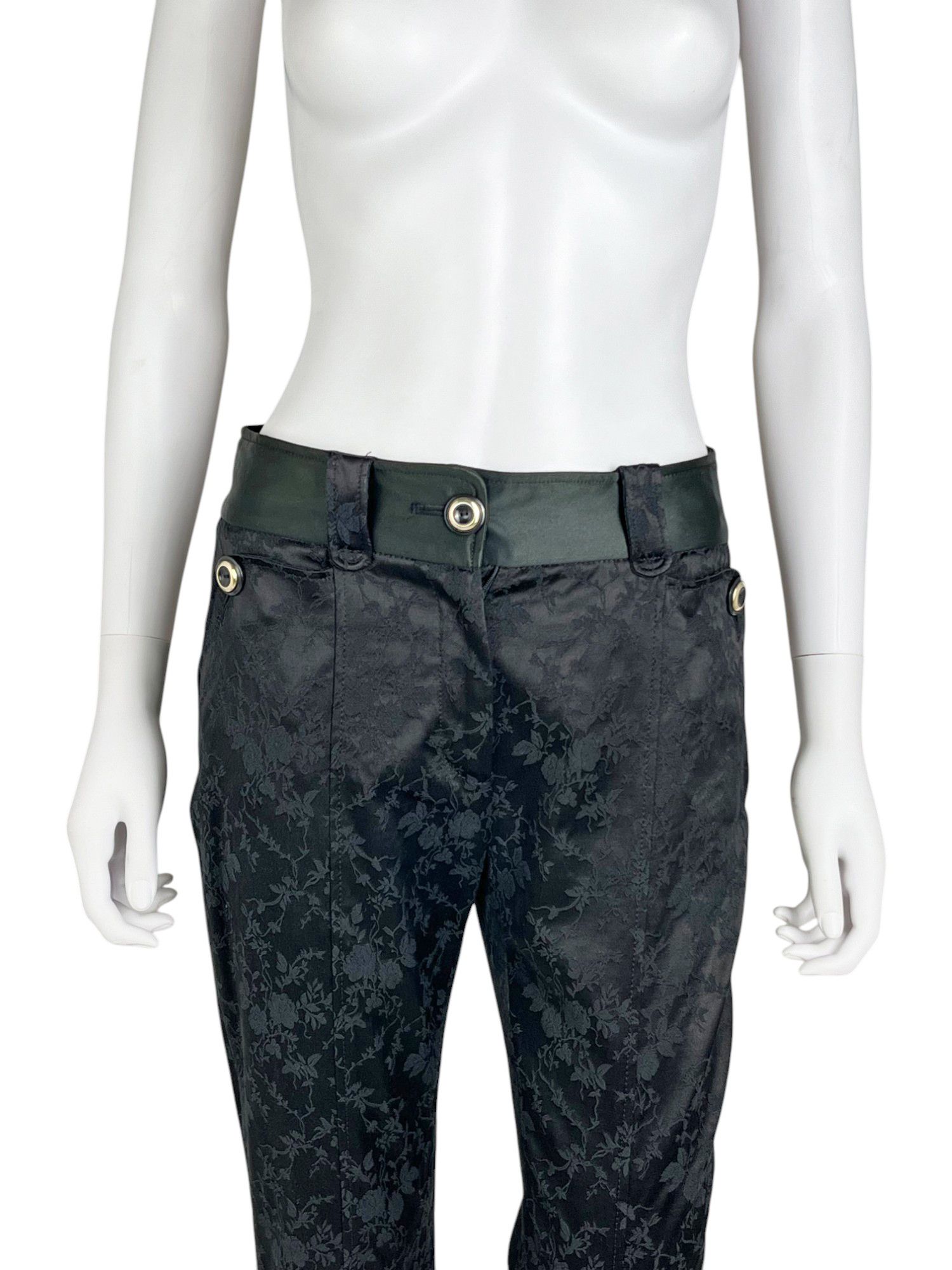 Dolce & Gabbana Black Floral Capri Pants Size 27" / US 4 / IT 40 - 4 Thumbnail