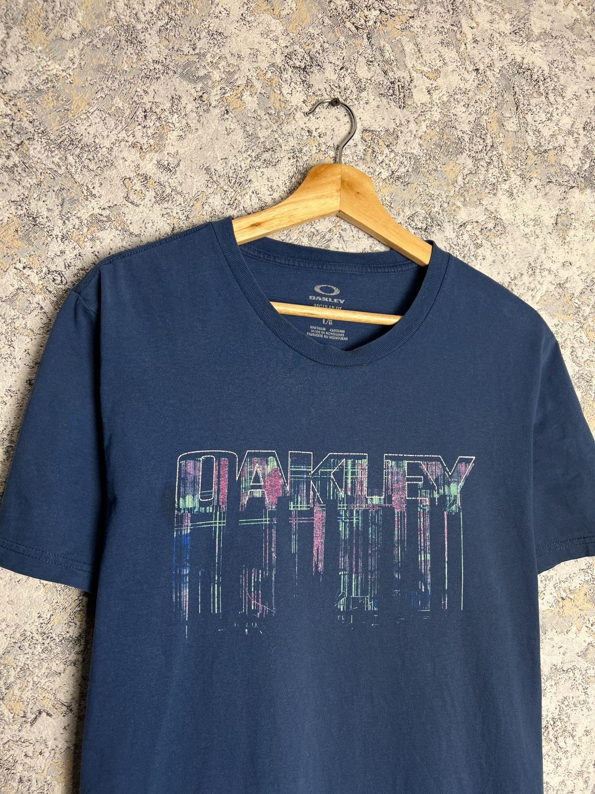 Vintage 🏄‍♂️ Vintage Oakley Retro Surfing Rare T-Shirt USA Size US L / EU 52-54 / 3 - 2 Thumbnail