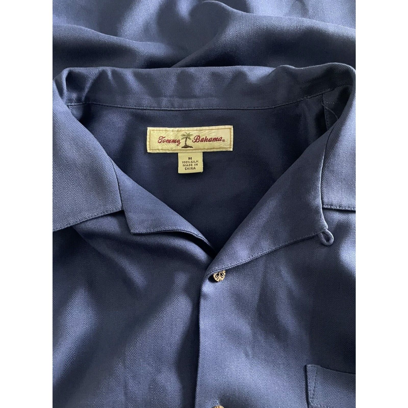 Tommy Bahama VINTAGE Tommy Bahama Shirt Hawaiian Silk Button-Down Short Sleeve M Dark Blue Mens M Size US M / EU 48-50 / 2 - 6 Thumbnail