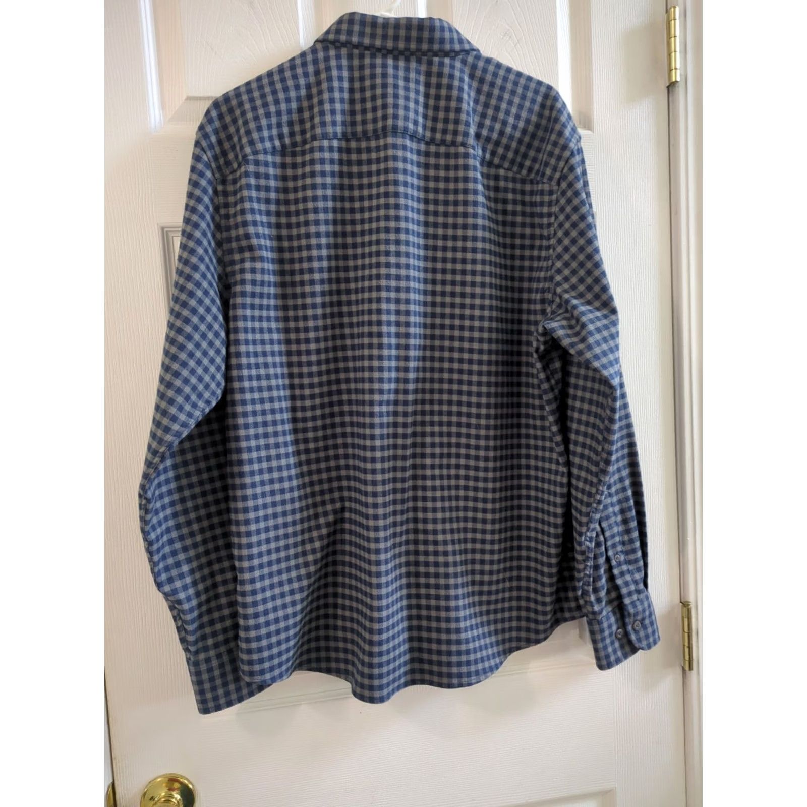UNTUCKit UNTUCKit Shirt Mens XL Blue Plaid Flannel Long Sleeve Button Up Size US XL / EU 56 / 4 - 4 Thumbnail