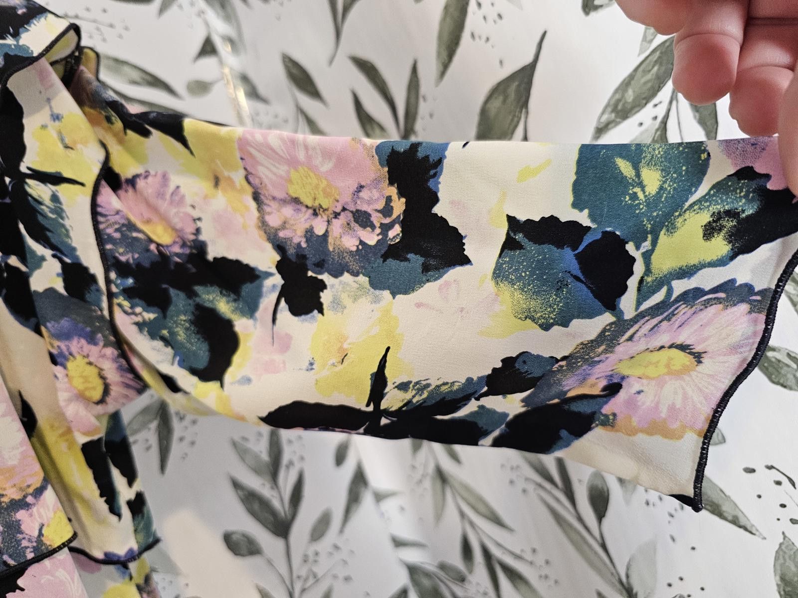 Bergdorf Goodman Bergdorf Goodman Dress Yellow Womens Size P Short Floral Size S / US 4 / IT 40 - 7 Thumbnail