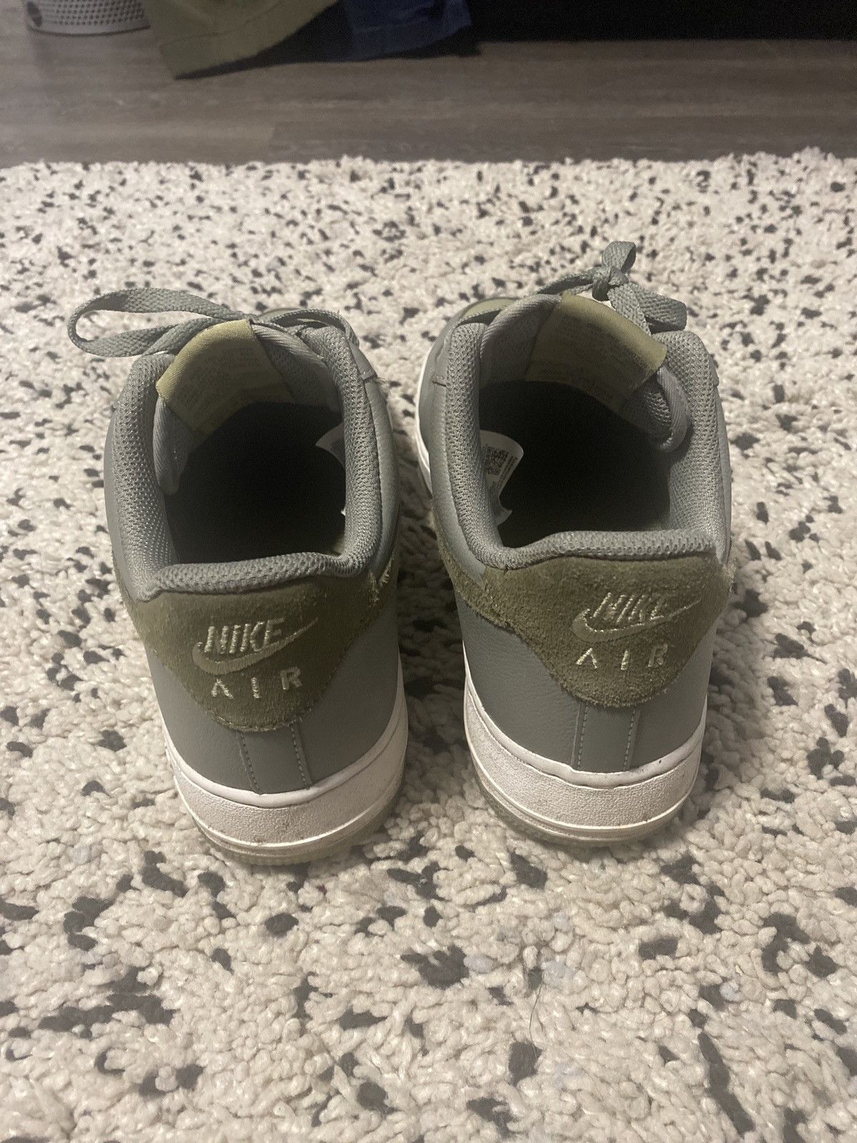 Nike Nike AF1 Olive Colorway Size US 9 / EU 42 - 3 Thumbnail