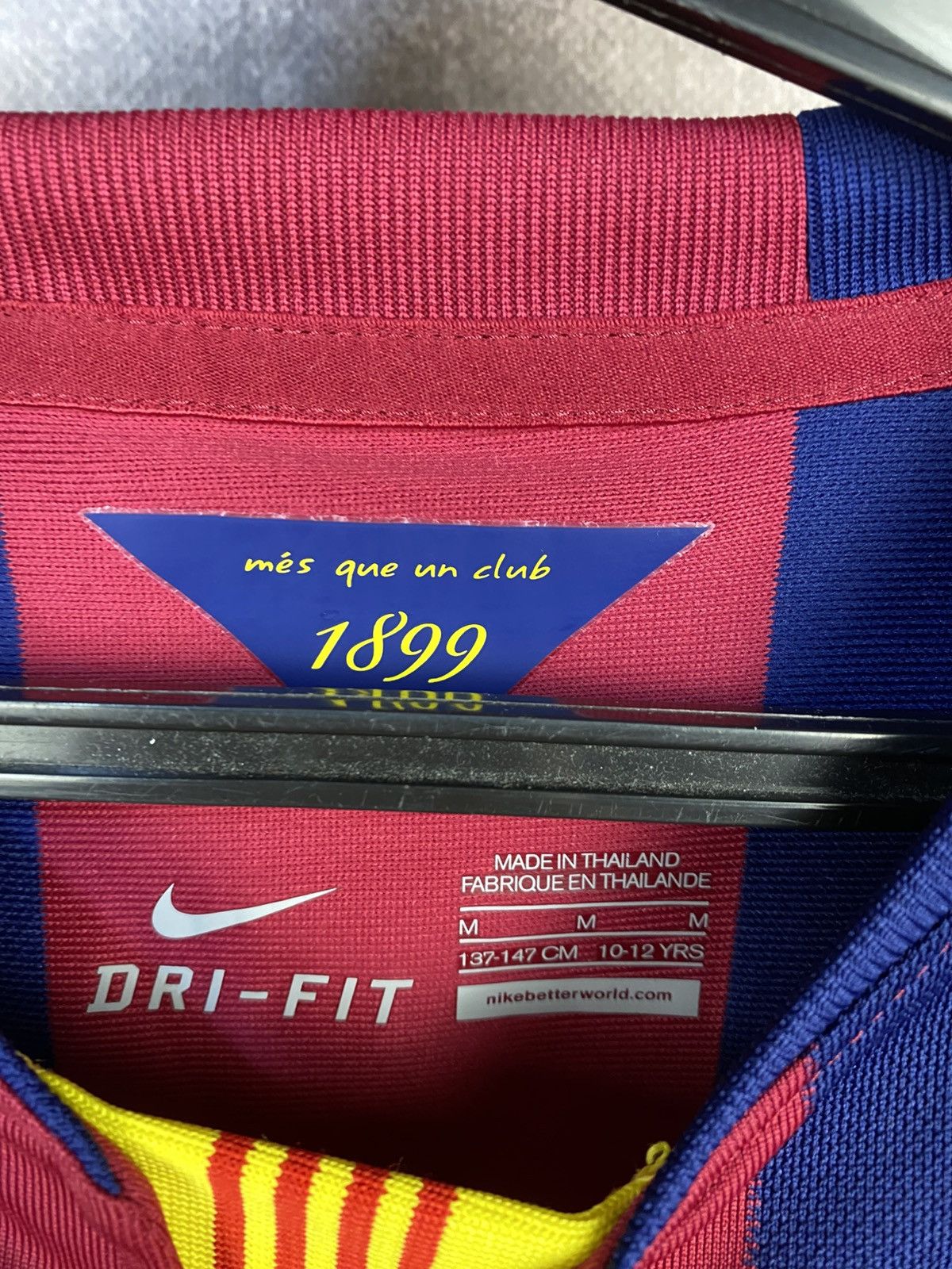 Nike Nike f.c. barcelona kids soccer football Size US M / EU 48-50 / 2 - 5 Thumbnail