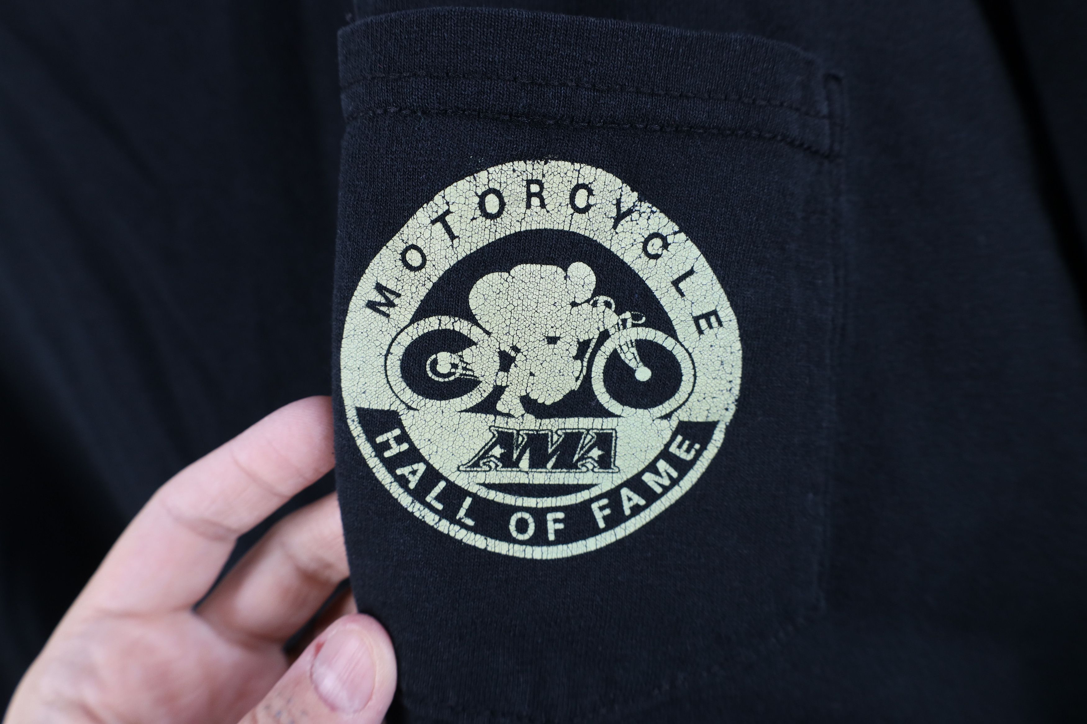 Vintage Vintage Spell Out AMA Motorcycle Hall of Fame Pocket T-Shirt Size US XXL / EU 58 / 5 - 4 Thumbnail