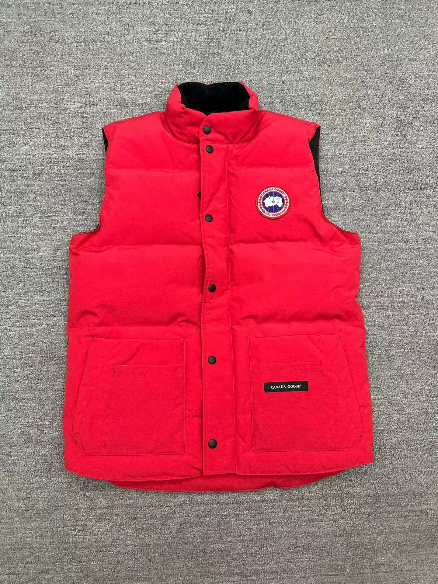 Canada Goose Canada Goose Red Down Vest M Size US M / EU 48-50 / 2 - 1 Thumbnail