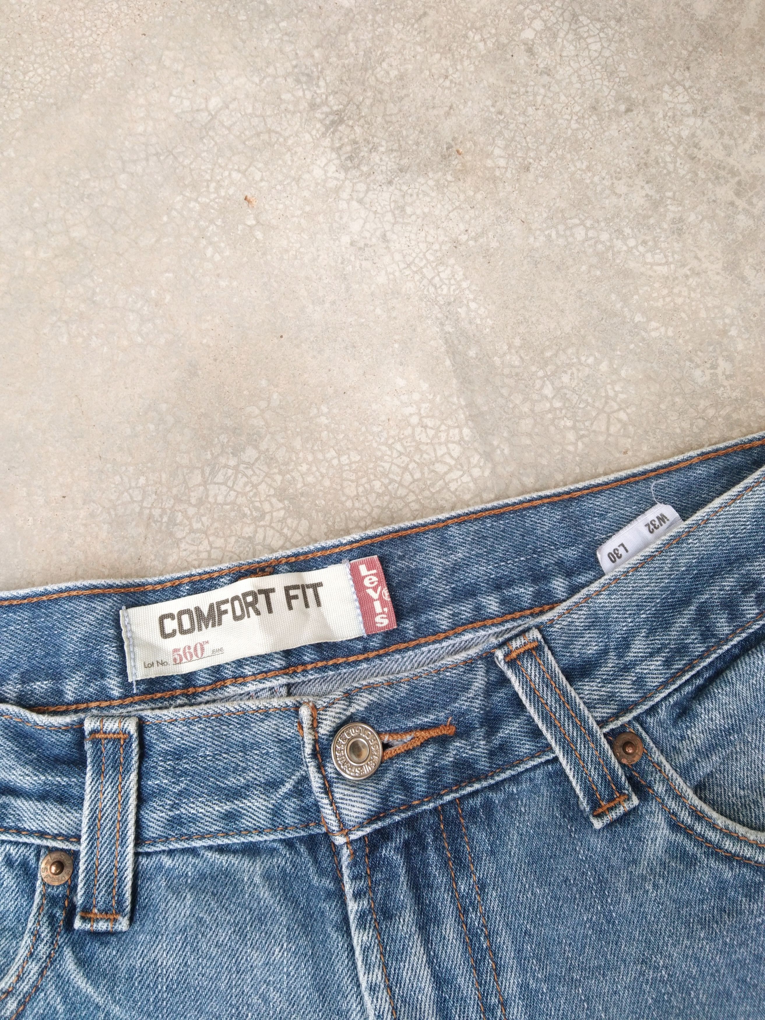 Vintage Vintage Levi's Jeans 560 Loose Fit Baggy 32x29 | Grailed