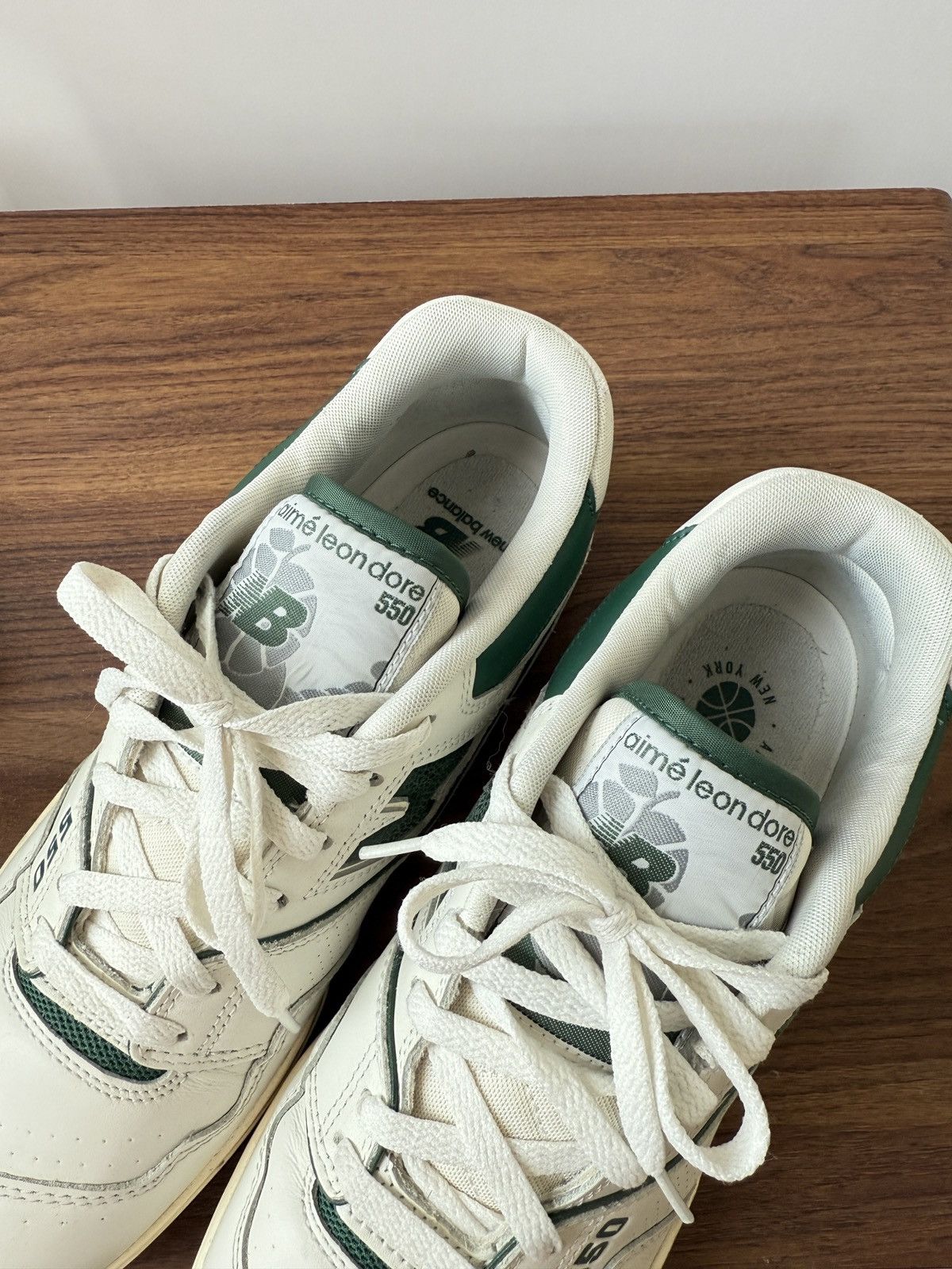 Aime Leon Dore × New Balance White/Green ALD 550s Size US 9.5 / EU 42-43 - 9 Thumbnail