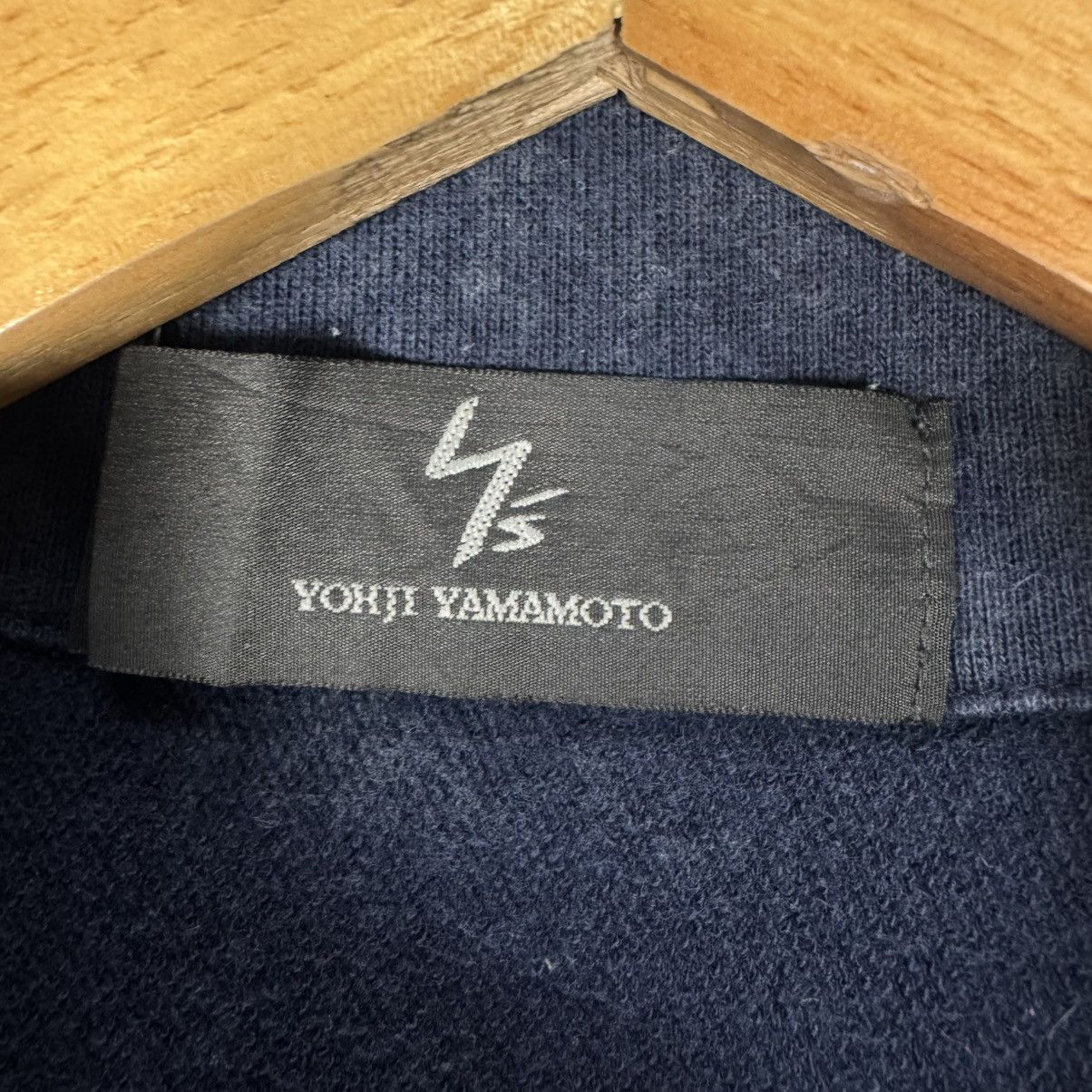 Yohji Yamamoto ☀️YOHJI YAMAMOTO LONG-SLEEVE HALF BUTTON SWEATER Size US M / EU 48-50 / 2 - 8 Thumbnail