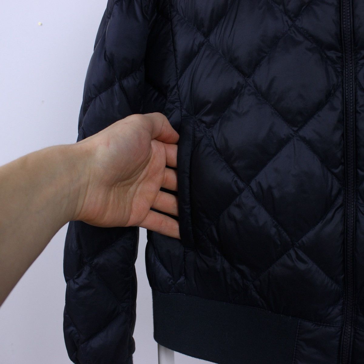 Uniqlo Uniqlo Bomber Down Jacket Size S / US 4 / IT 40 - 4 Thumbnail