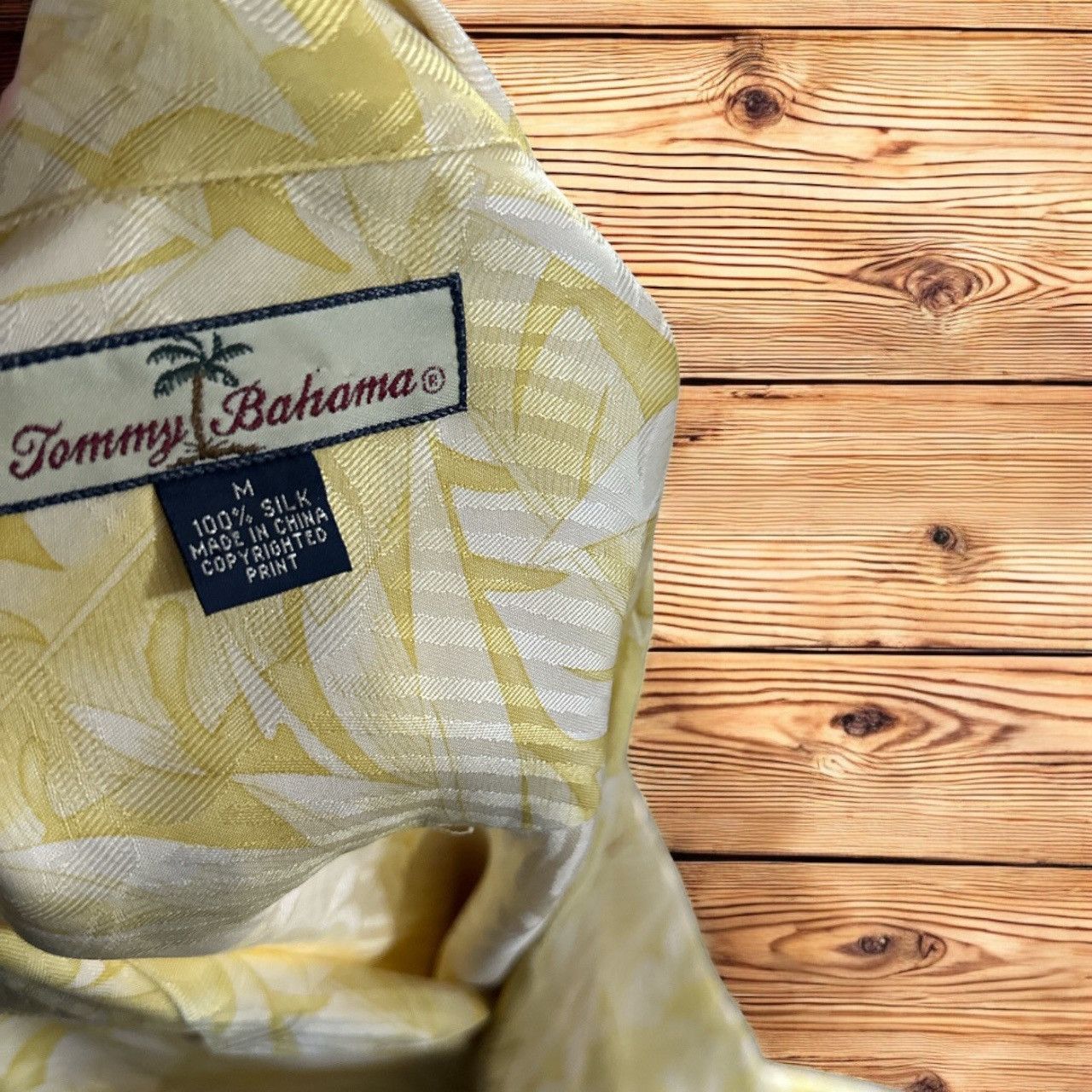 Tommy Bahama Tommy Bahama Silk Shirt Men’s Medium Size US M / EU 48-50 / 2 - 6 Thumbnail