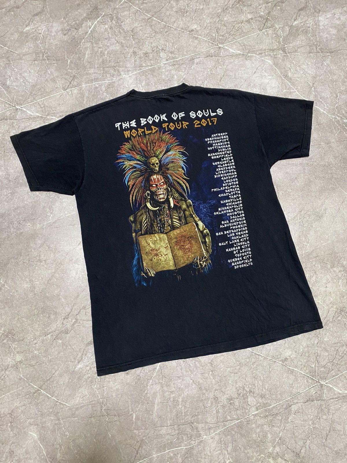 Iron Maiden Vintage Iron Maiden 2017 World Tour Shirt The Book of Souls Size US XL / EU 56 / 4 - 3 Thumbnail