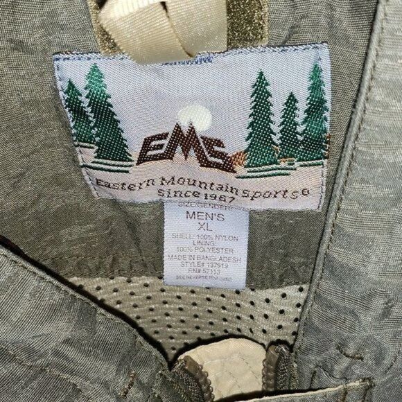 Eastern Mountain Sports Eastern Mountain Sports EMS Waterproof Hooded Cinched Pocket Size US XL / EU 56 / 4 - 5 Thumbnail