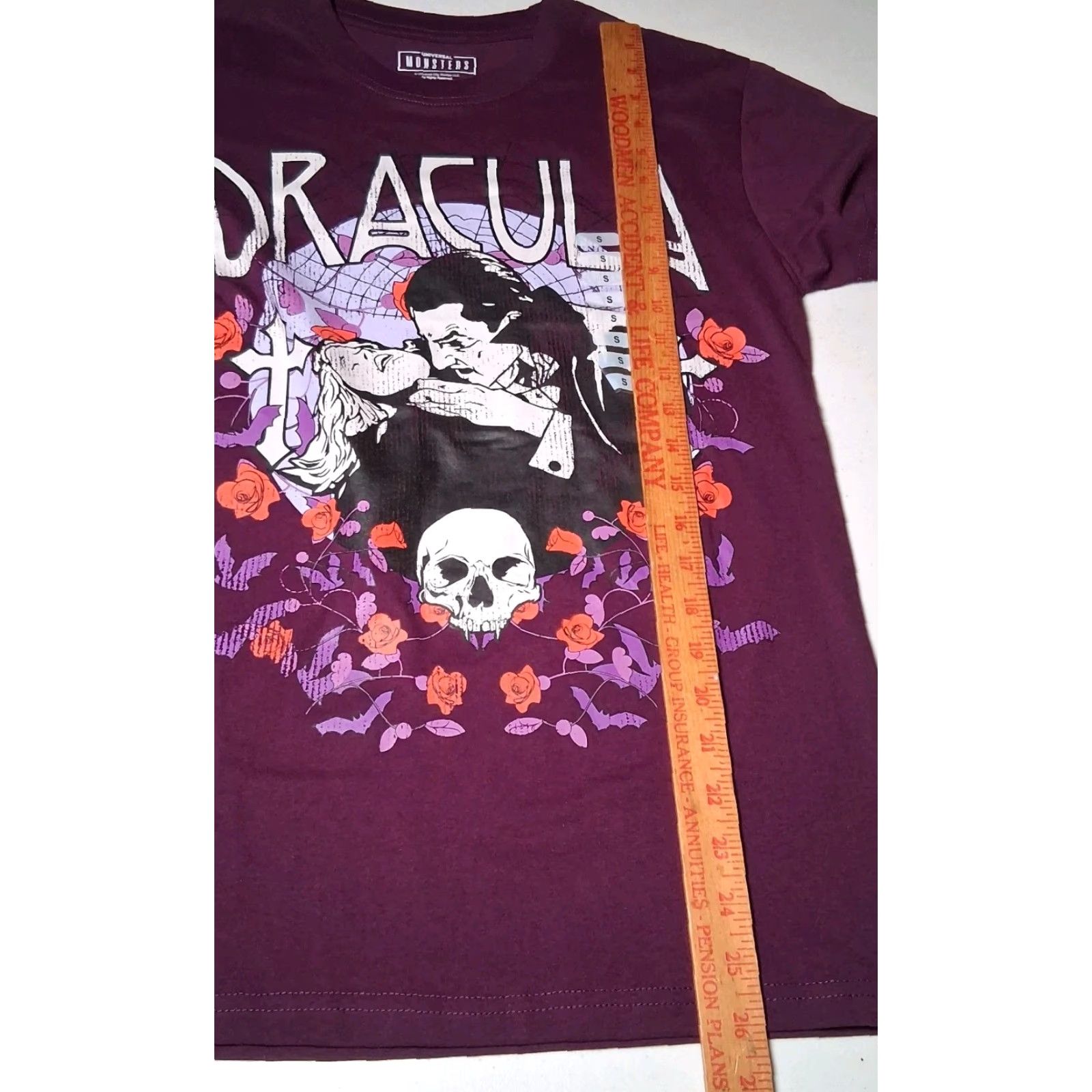 Vintage Universal Studios Monsters Dracula Shirt Women Small Purple Graphic Horror NEW Movie Monster Film Womens Size S / US 4 / IT 40 - 6 Thumbnail