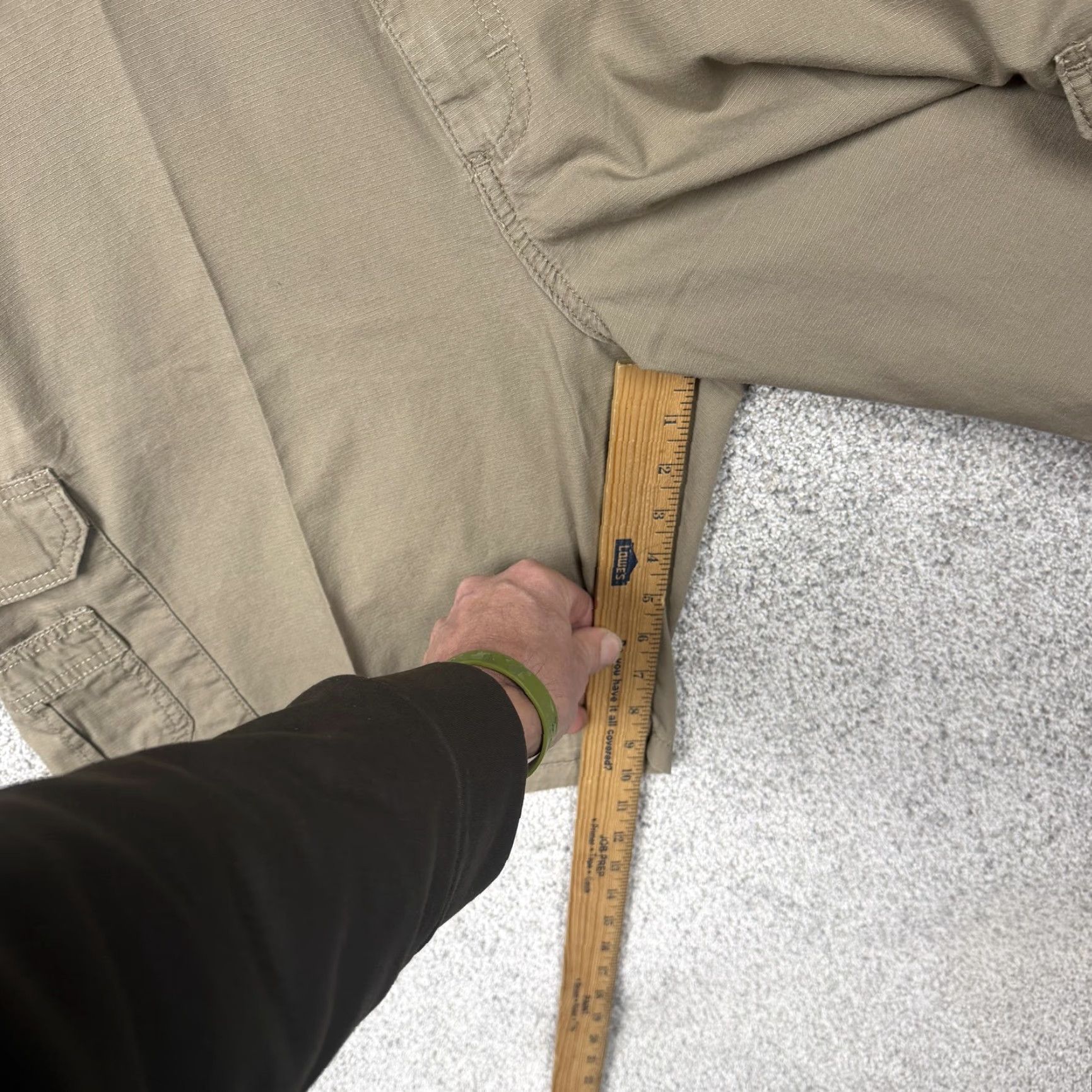 Wrangler Wrangler Cargo Shorts Mens 44 Khaki Canvas Earthy Utilitarian Workwear Gorpcore Size US 44 / EU 60 - 4 Thumbnail