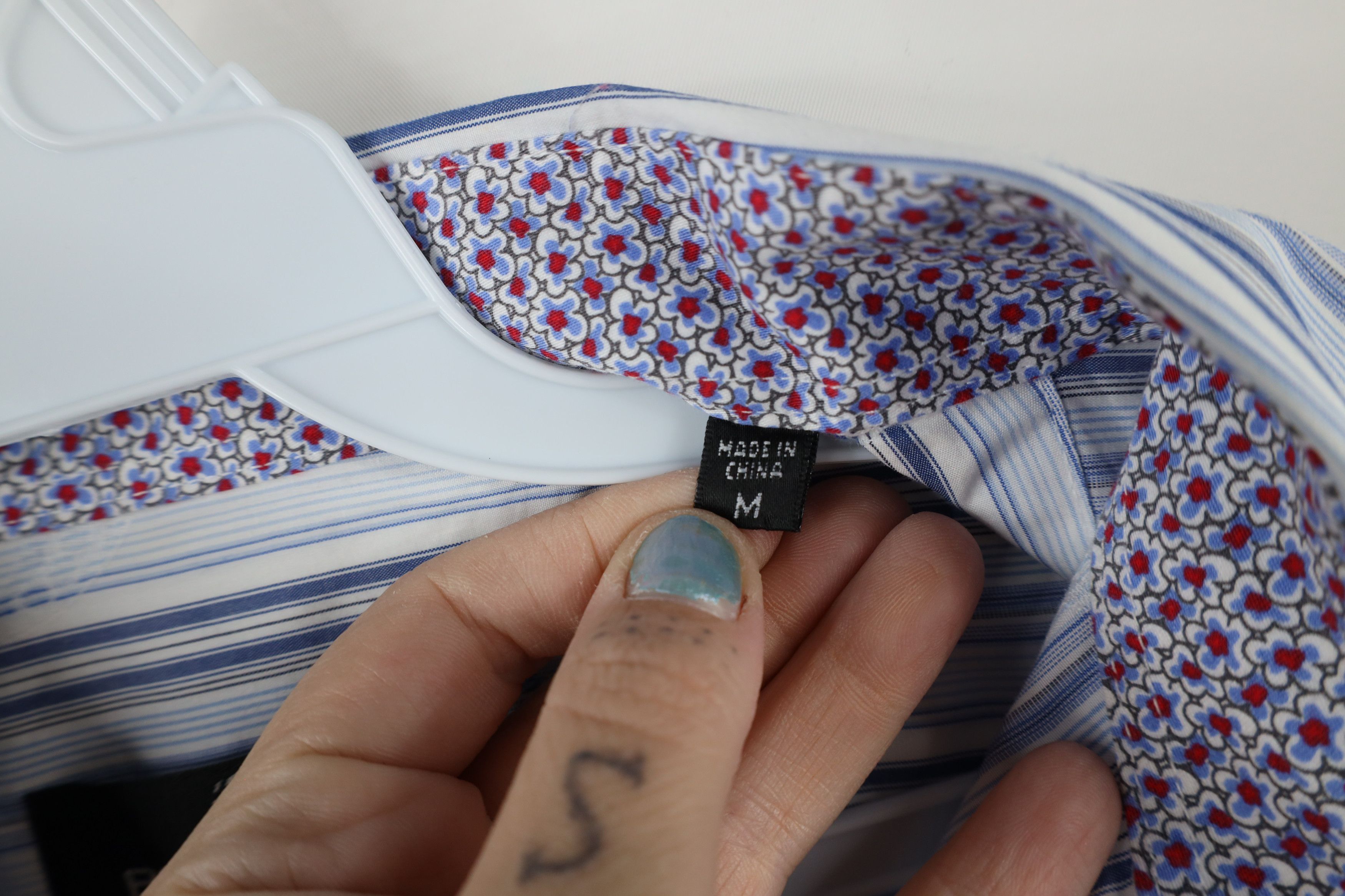 Vintage Bugatchi Uomo Paisley Flower Flip Cuff Collared Button Shirt Size US M / EU 48-50 / 2 - 9 Thumbnail