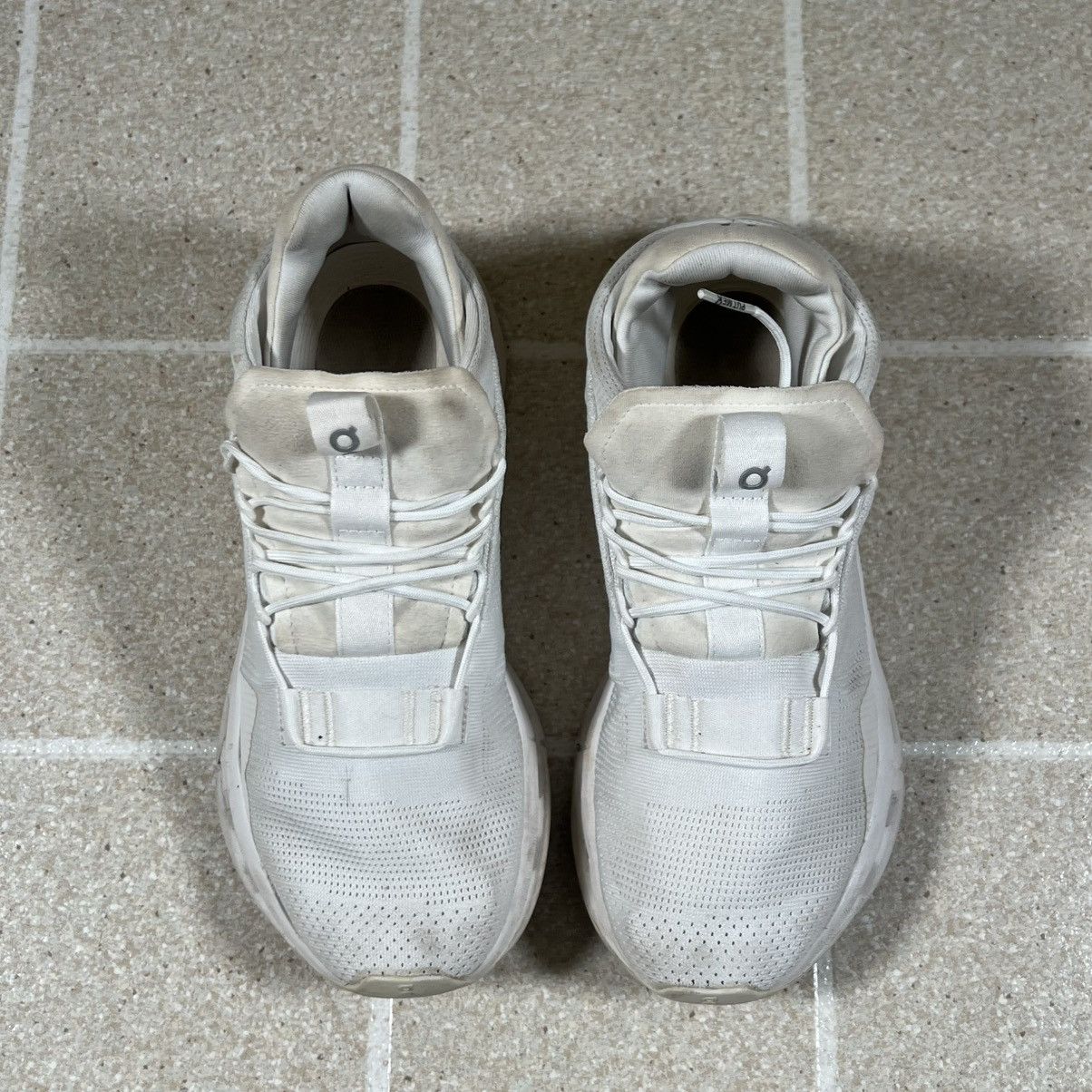 On On Running Cloudnova 2 Athletic Sneaker Womens 8.5 White Size US 8.5 / IT 38.5 - 3 Thumbnail