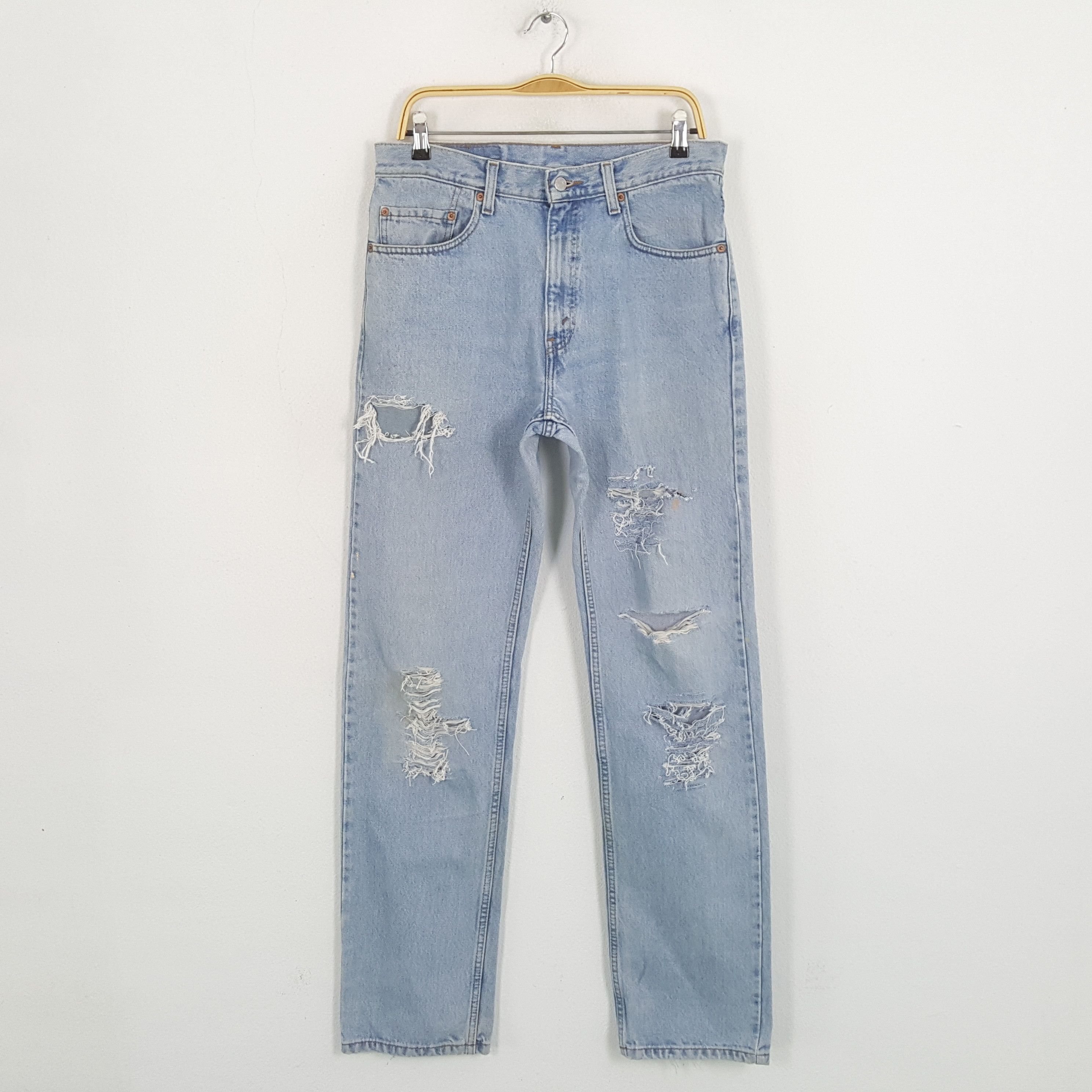 Levi's × Levi's Vintage Clothing × Vintage Vintage LEVI'S Kurt Cobain Style Distressed Jean Size US 32 / EU 48 - 1 Thumbnail