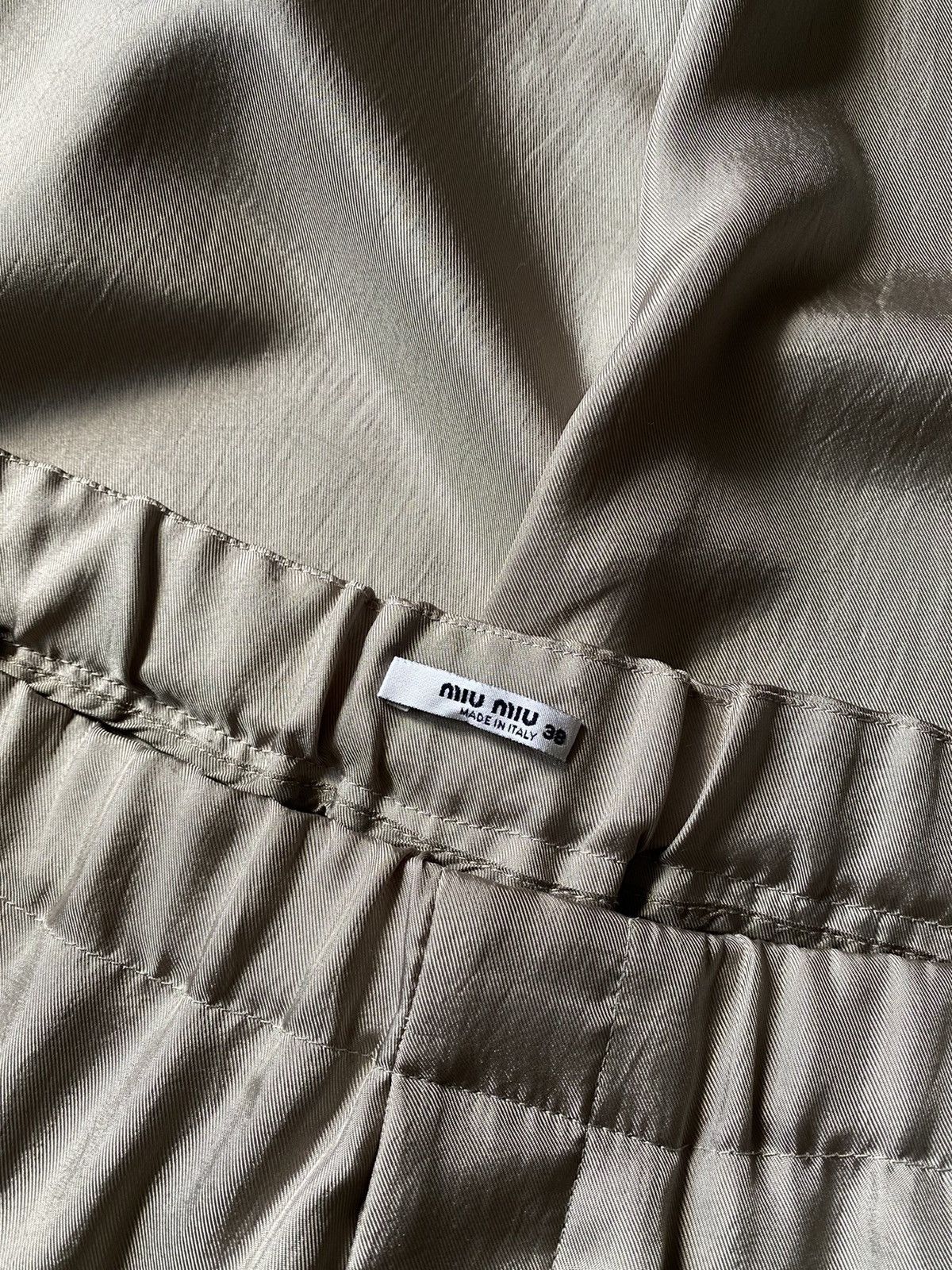 Miu Miu Fall 2007 Miu Miu Runway Satin Front Double Pocket Pants Size US 30 / EU 46 - 15 Thumbnail
