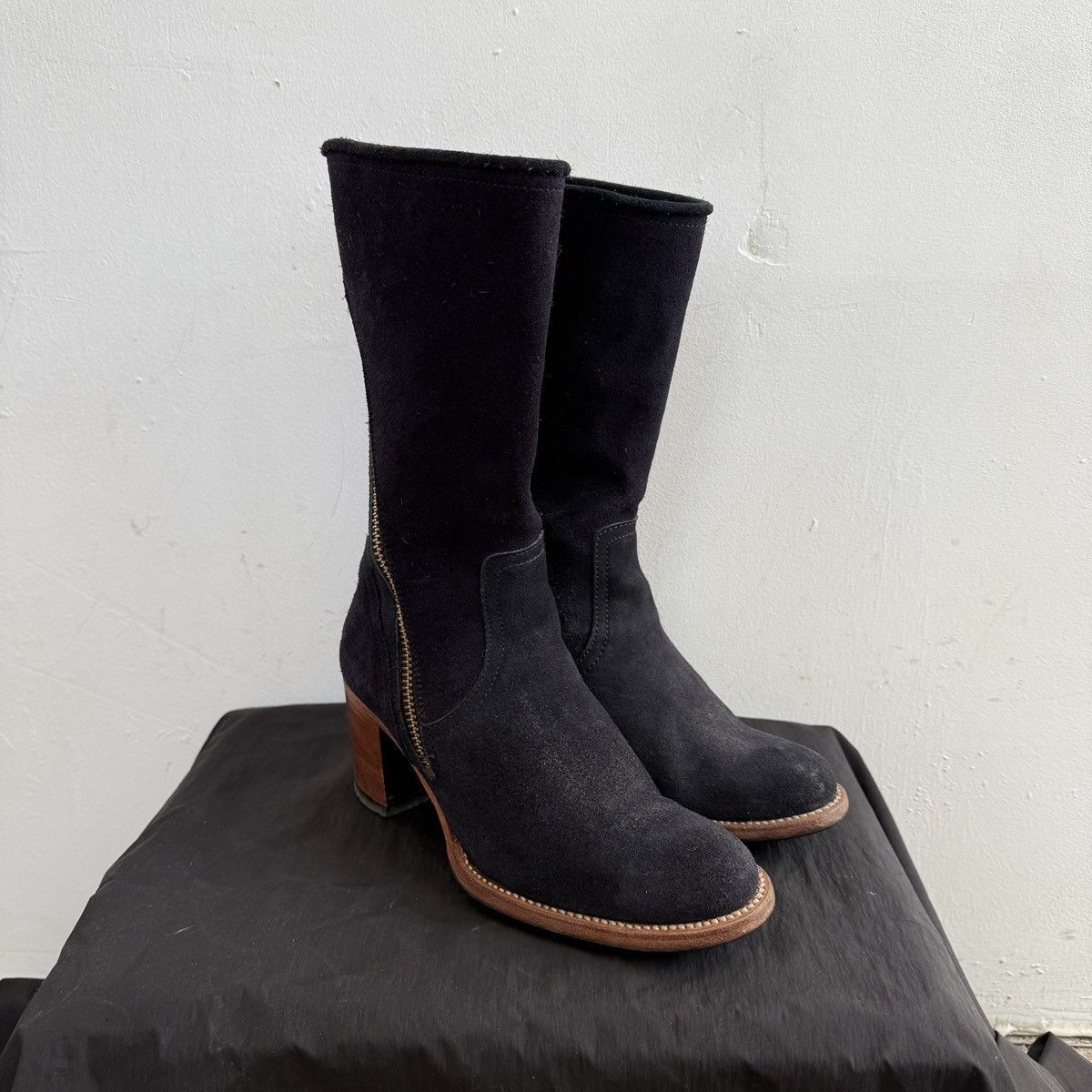 Other Primeboots Hand Made Suede Navy Asymetric Zip Boots Size US 8 / IT 38 - 2 Thumbnail