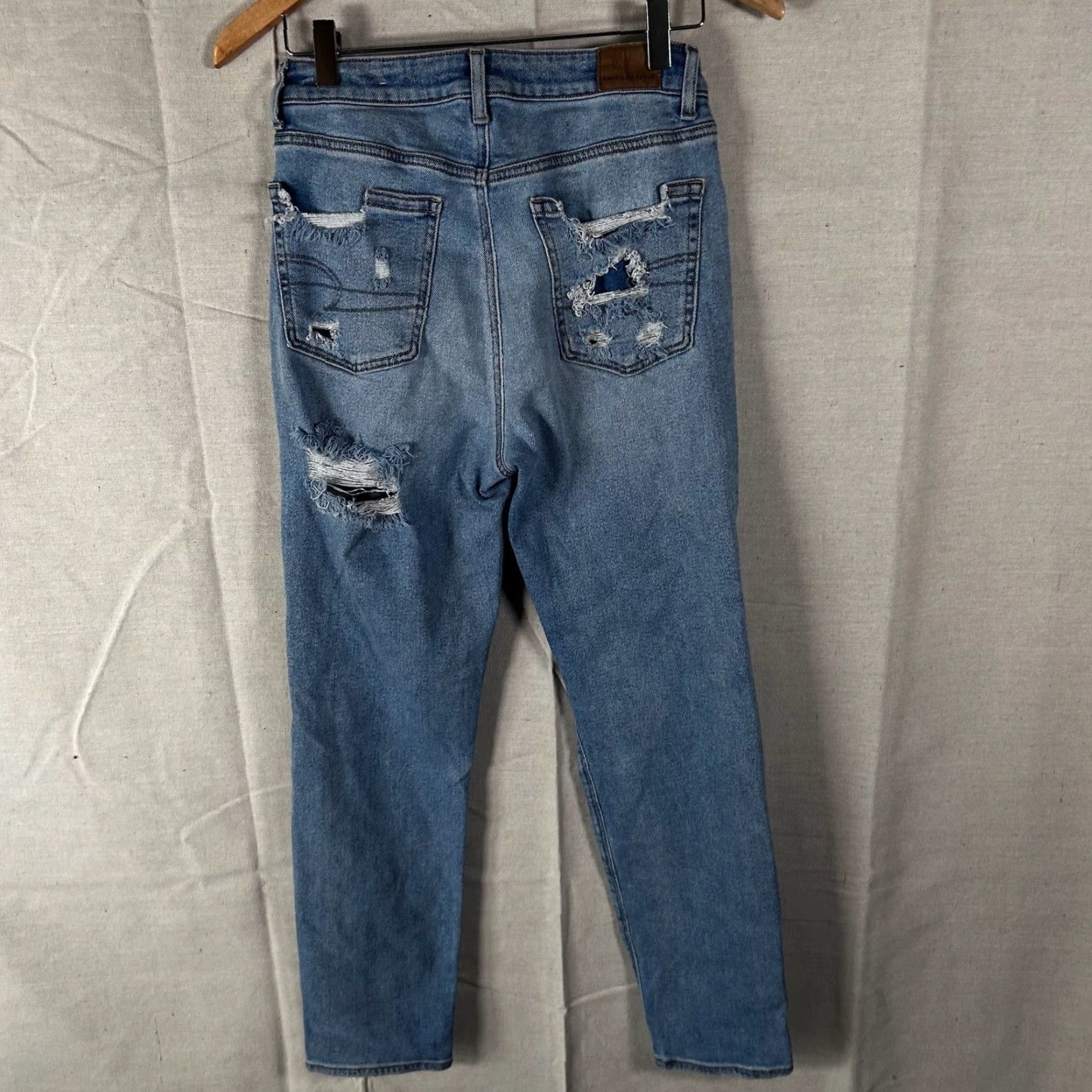 American Eagle Outfitters VINTAGE? No. American Eagle Jeans, Size 27, Blue, Regular, Distressed, Stretch, 5-Pocket, Button Zip, Mid Rise, Skinny, Denim, Women, 2 Tall? Size 27" / US 4 / IT 40 - 2 Thumbnail