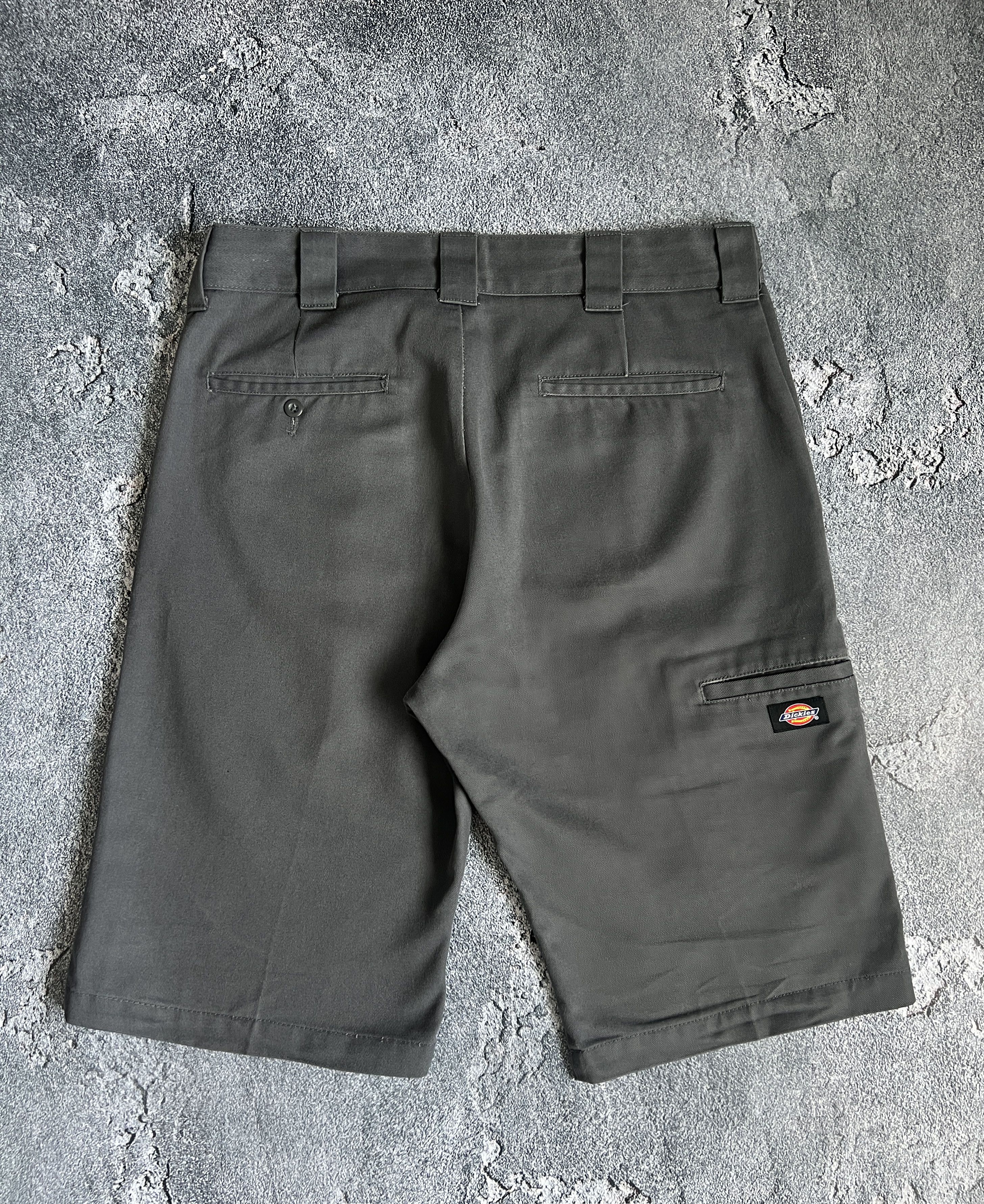 Dickies Dickies vintage shorts y2k work wear Size US 32 / EU 48 - 1 Thumbnail