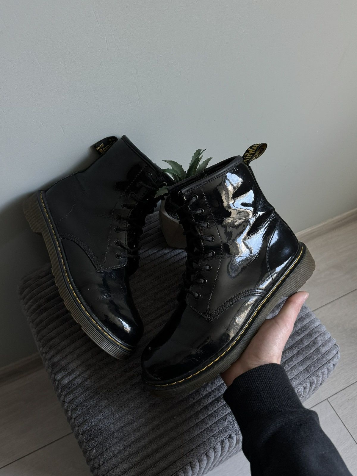 Dr. Martens Dr.Martens 1460 Patent Leather Lamper Boots Size US 8 / IT 38 - 7 Thumbnail