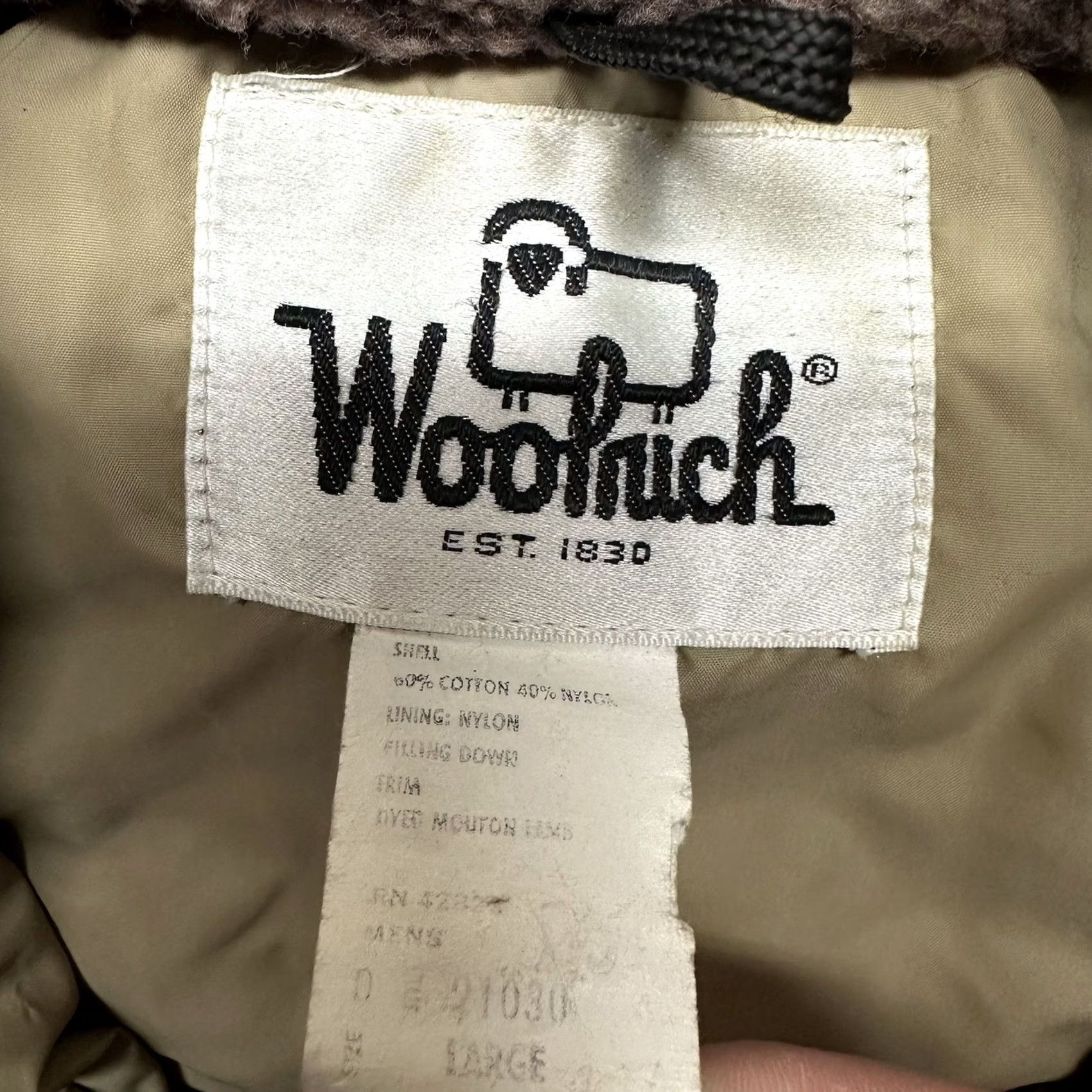 VINTAGE Woolrich Jacket Men Large Beige Down Insulated Puffer 