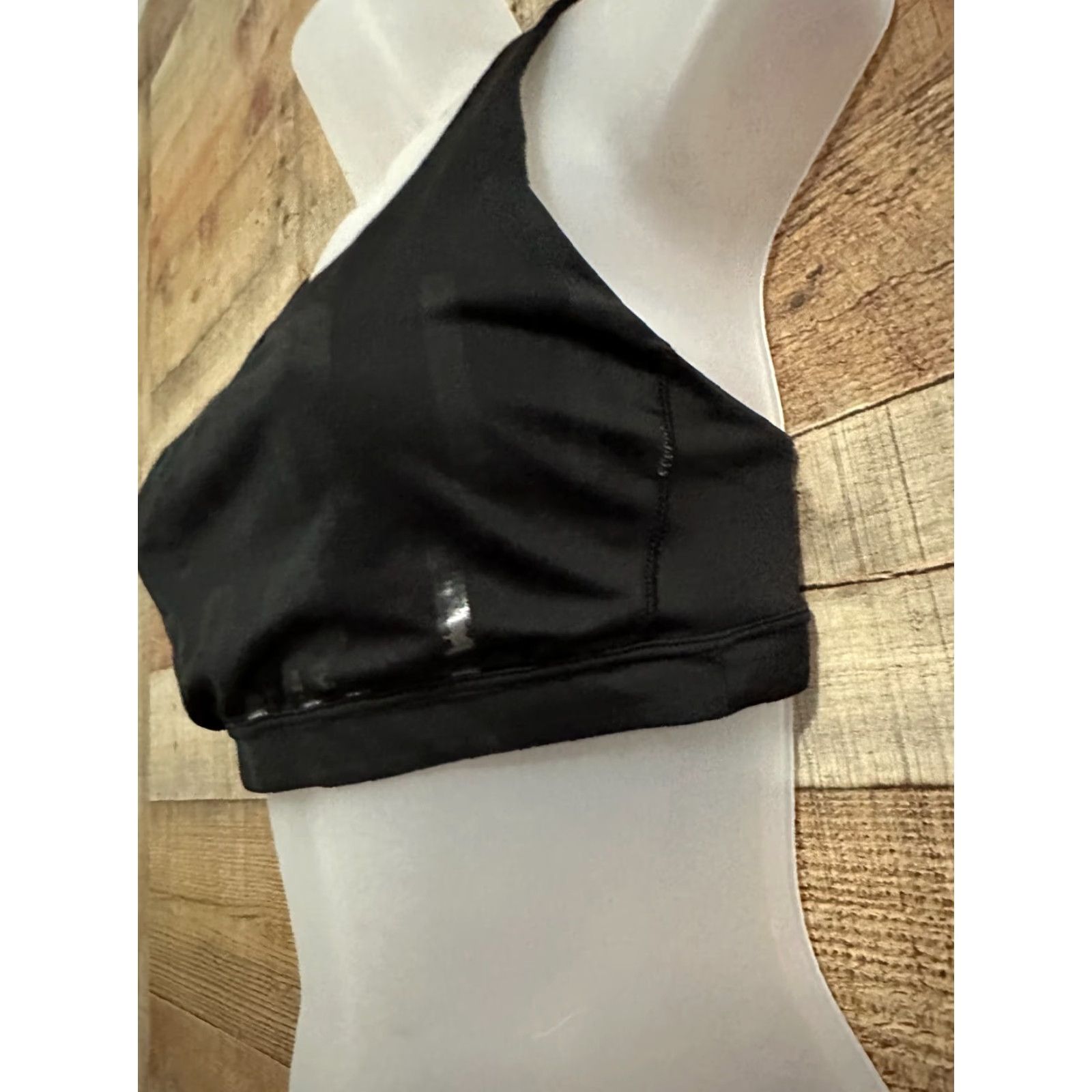 Victoria's Secret VICTORIA'S SECRET Black Sports Bra S/P Victoria Sport Underwired Pullover Activewear Yoga Womens Size ONE SIZE - 2 Thumbnail
