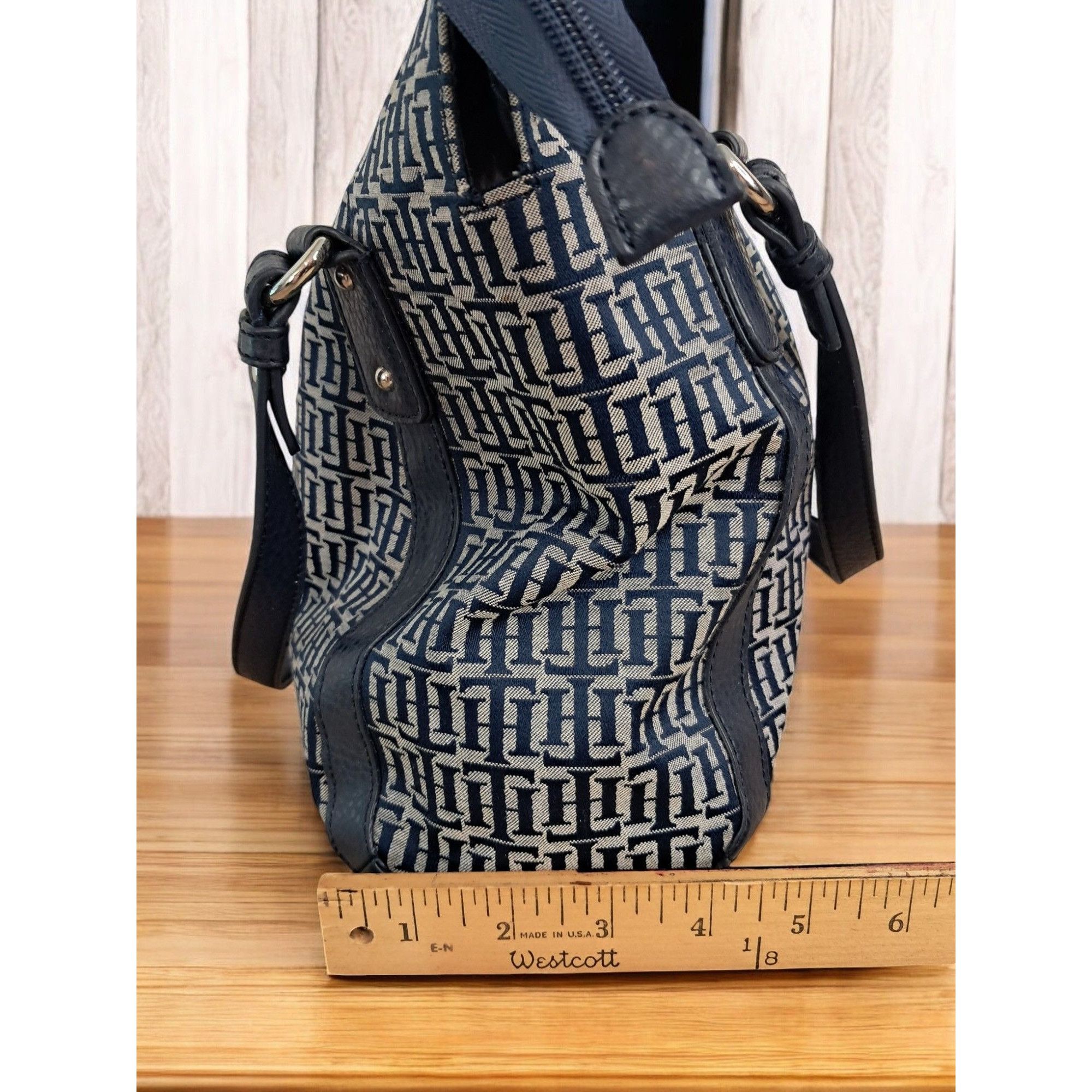 Tommy Hilfiger Tommy Hilfiger Large Monogram Shoulder Tote Bag Size ONE SIZE - 9 Thumbnail