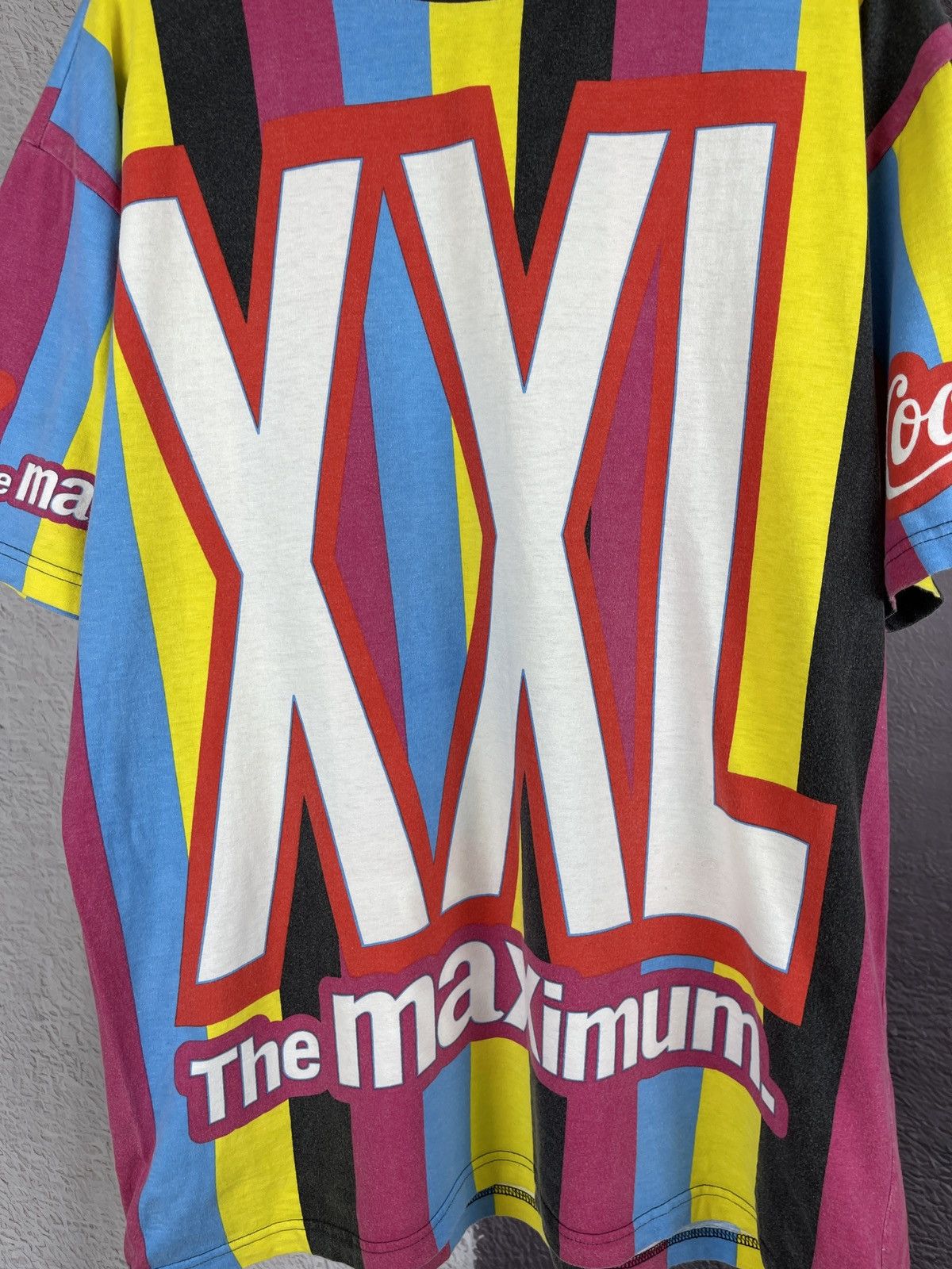 Vintage Coca Cola the Maximum XXL multicoloured vintage tee shirt Size US XL / EU 56 / 4 - 4 Thumbnail