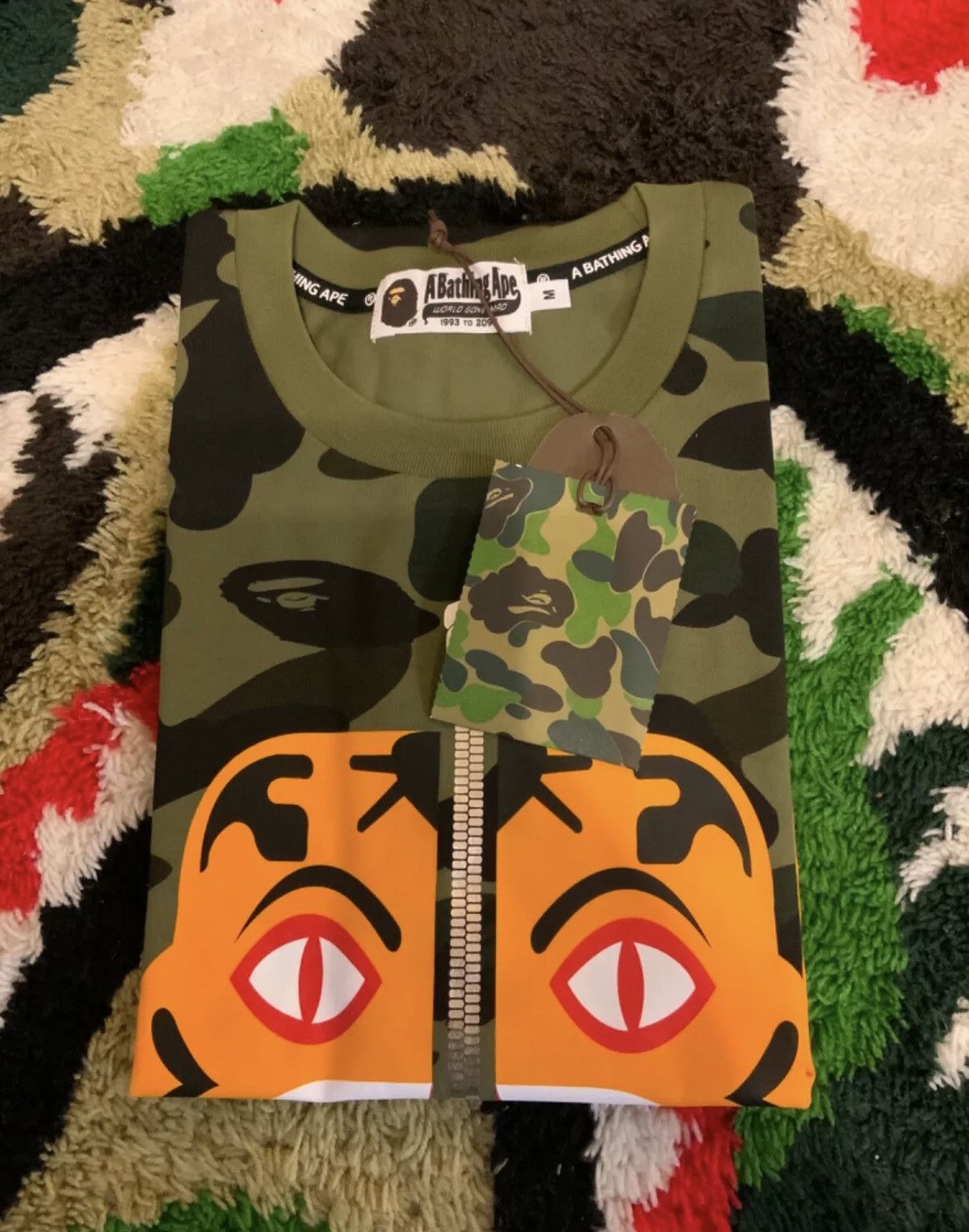 Bape A BATHING APE BAPE 1st Camo Tiger T-shirt Size M Size US M / EU 48-50 / 2 - 3 Thumbnail