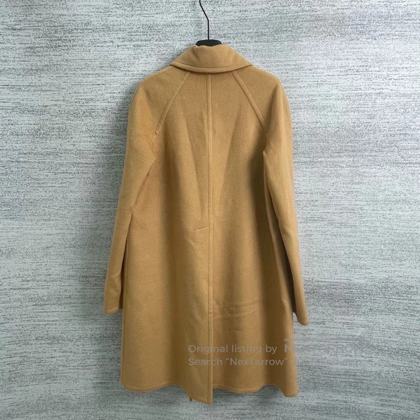Hermes hermes double-breasted collar coat in beige. Size US M / EU 48-50 / 2 - 2 Thumbnail