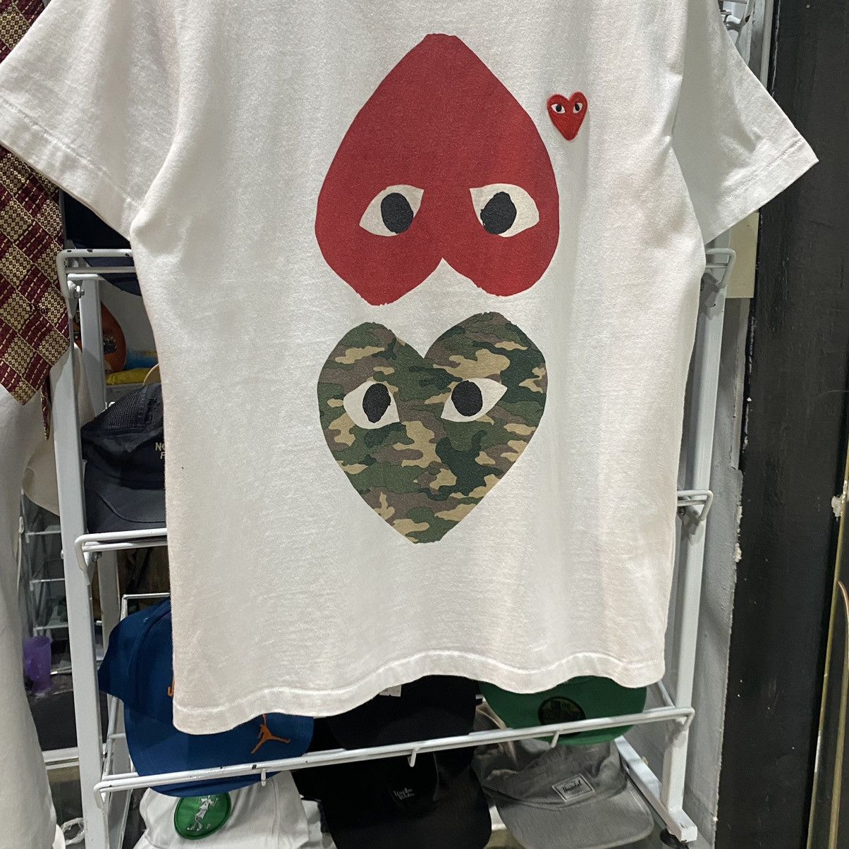 Comme des Garcons PLAY CDG Play Heart/Camo heart tee Size US L / EU 52-54 / 3 - 4 Thumbnail
