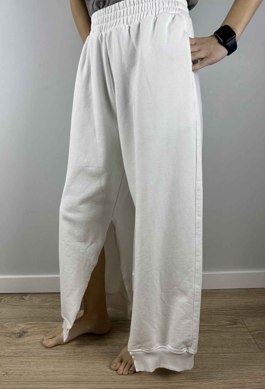 Maison Margiela Rare MM6 Maison Margiela Easy Wide Sweat Pants White Size 26" / US 2 / IT 38 - 7 Thumbnail