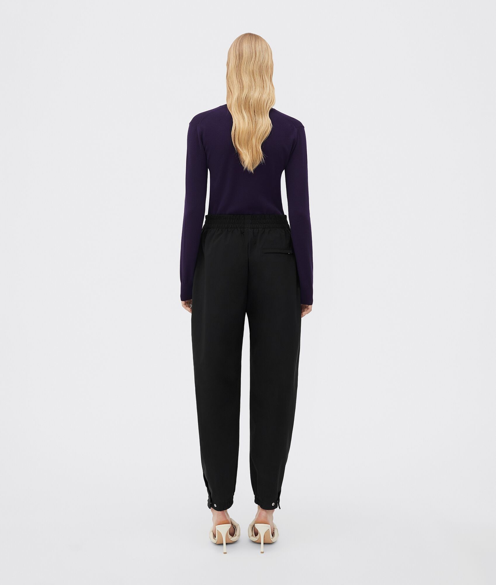 Bottega Veneta o1n1vont0325 Stretch Wool Sweater in Midnight Size L / US 10 / IT 46 - 3 Thumbnail