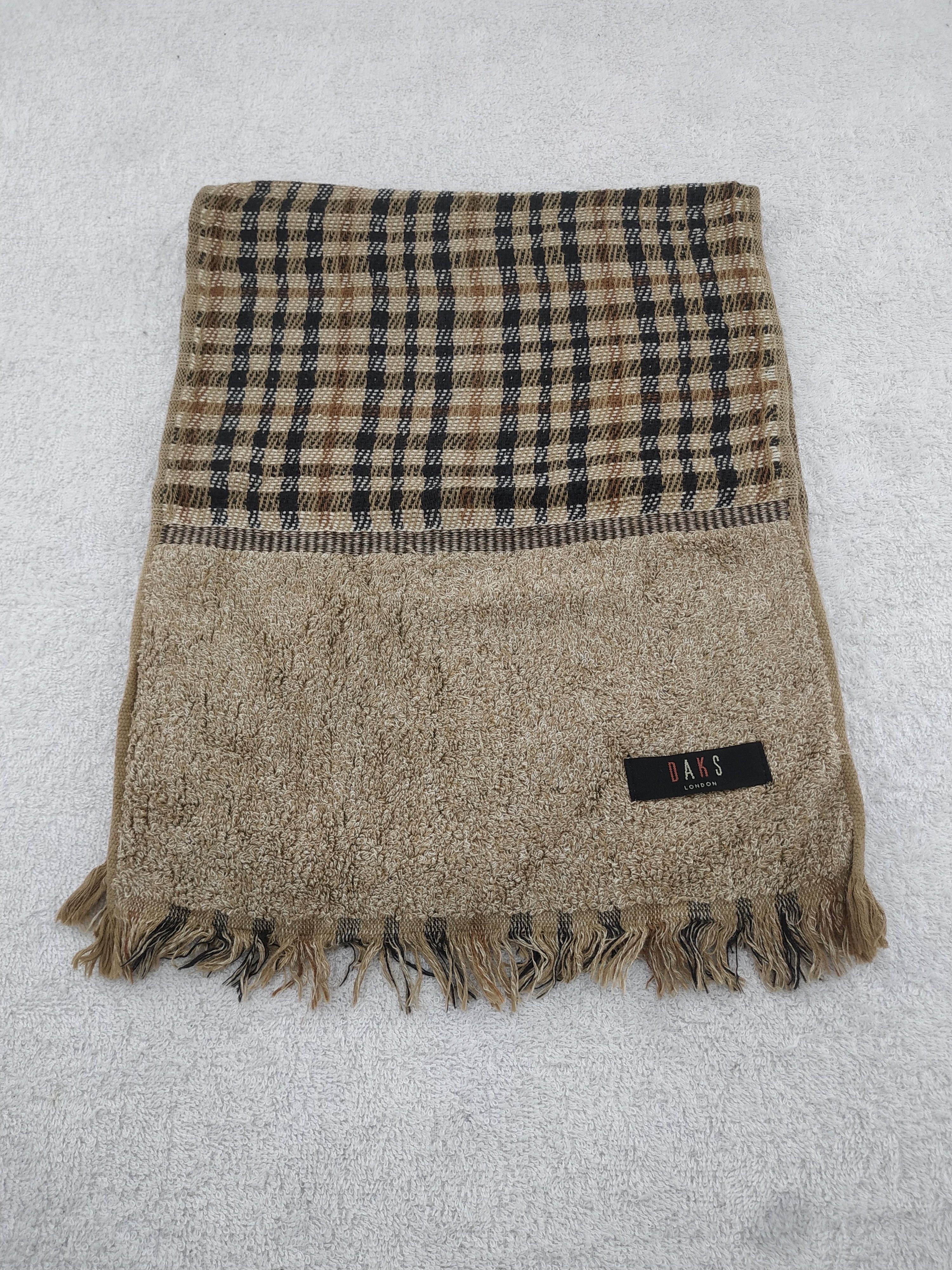 DAKS Vintage Daks Scarf/Muffler/Neckwear MF244 Size ONE SIZE - 1 Thumbnail