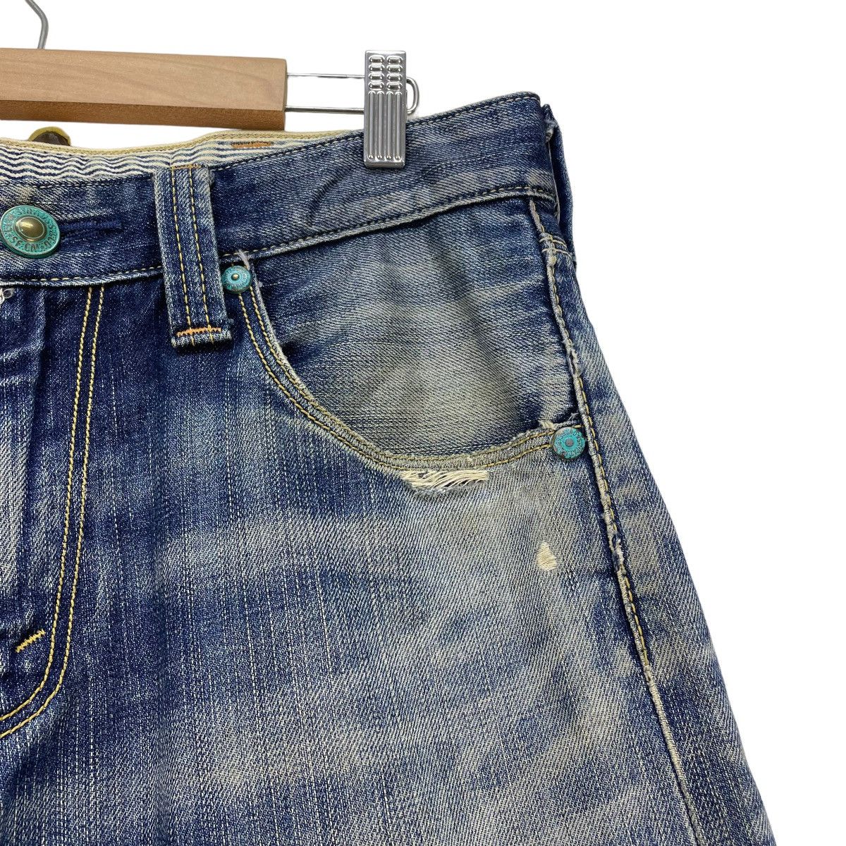 Le Grande Bleu (L.G.B.) 🫴🏻Vintage Levis Denim Jeans Size US 32 / EU 48 - 5 Thumbnail