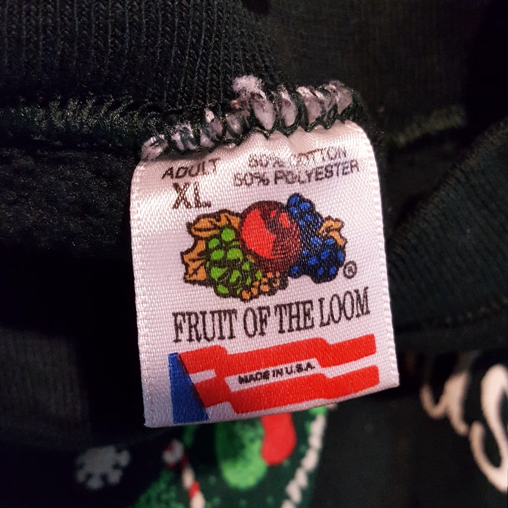 Fruit Of The Loom 90s Merry Christmas Tree Holiday Snowflake Size XL Pullover Crewneck Sweatshirt Size US XL / EU 56 / 4 - 6 Thumbnail