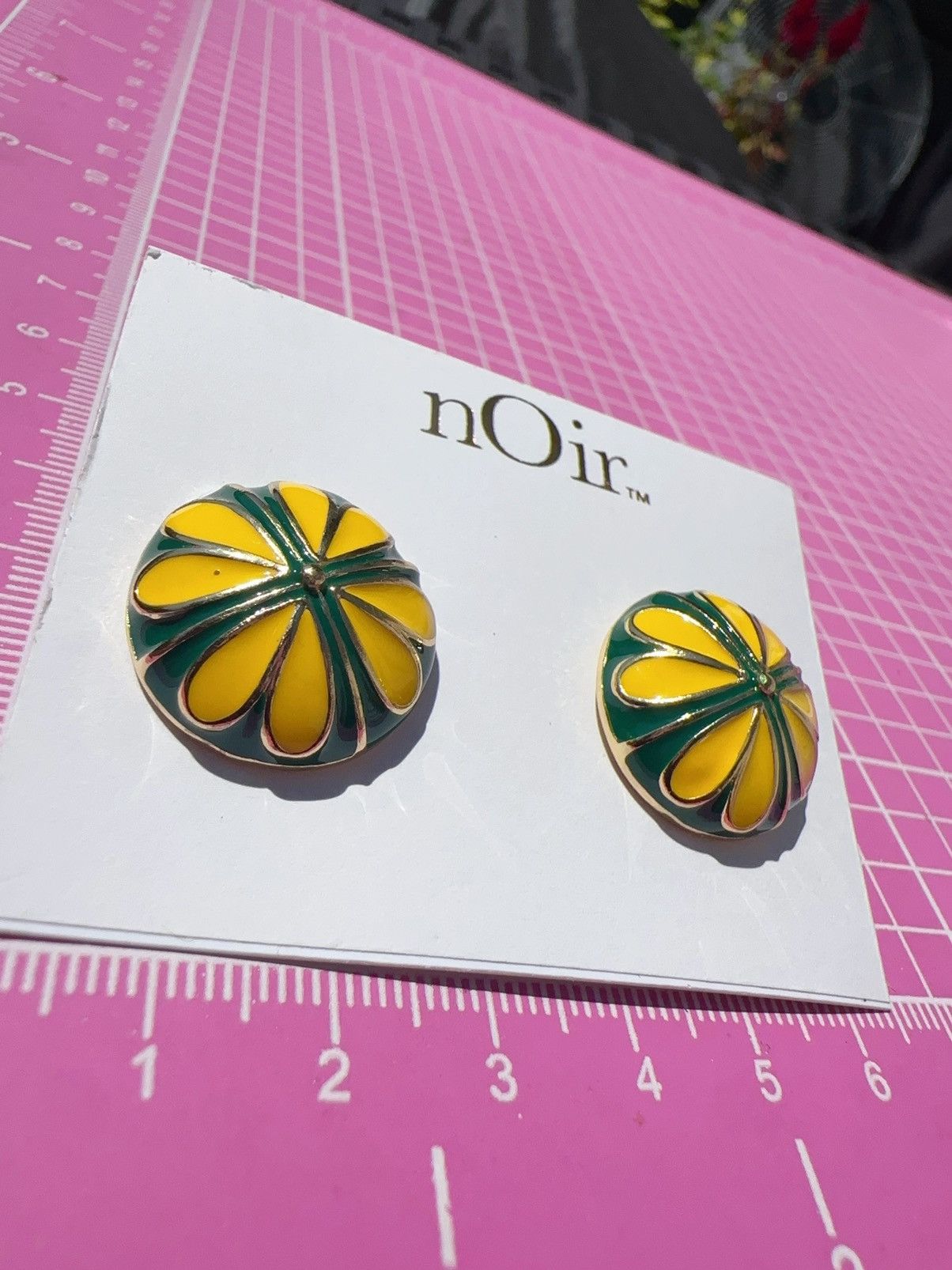 Designer Noir green yellow luck you 🍀 half ball gold tone studs Size ONE SIZE - 2 Thumbnail