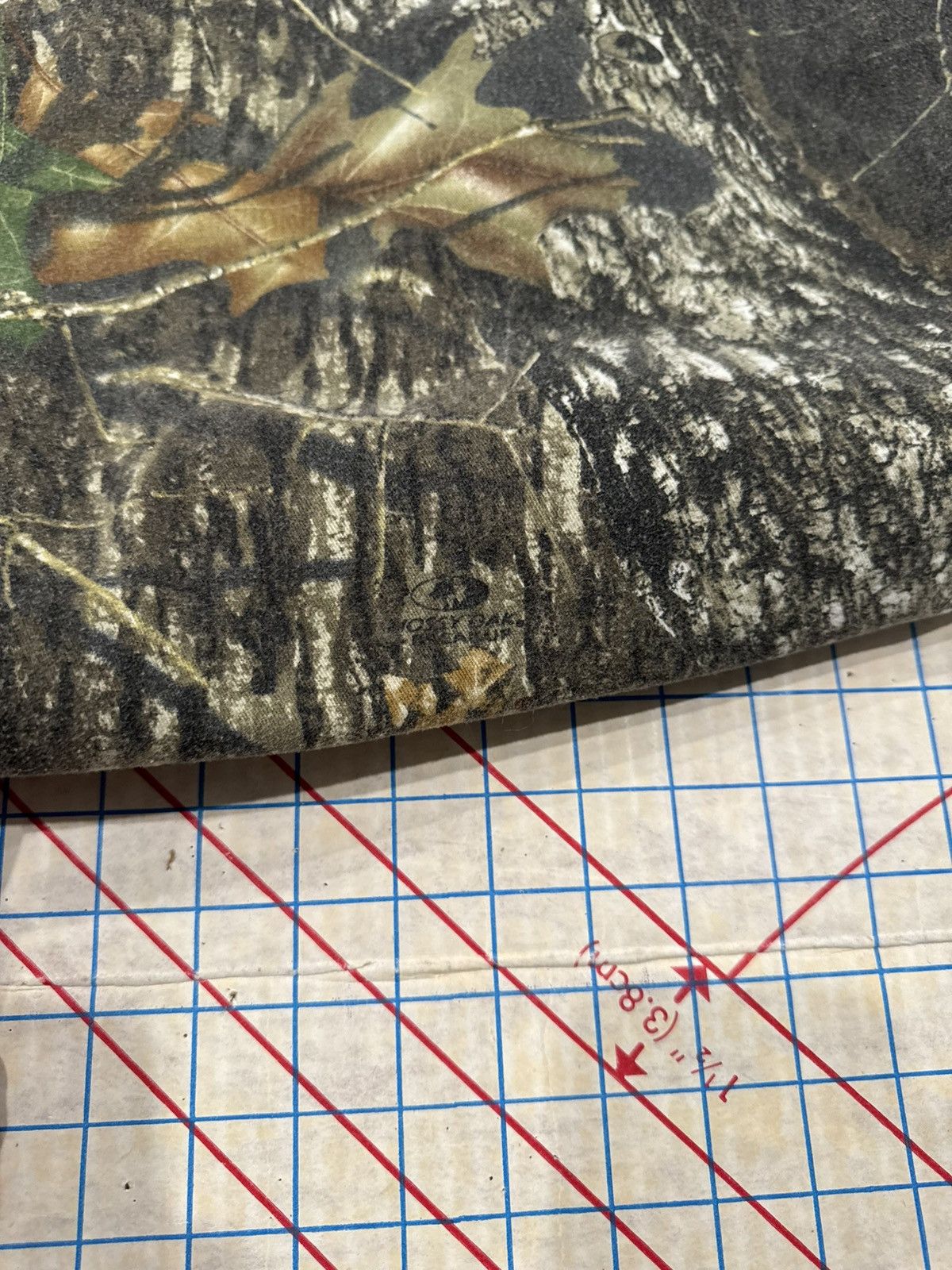 Mossy Oaks Vintage Mossy Oaks Camo Button Up Shirt Mens Size Large Size US L / EU 52-54 / 3 - 9 Thumbnail