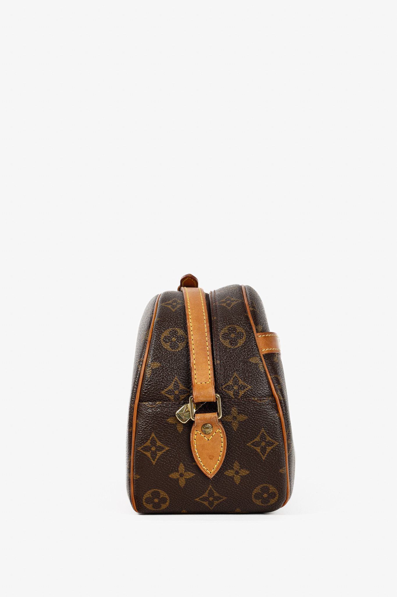 Louis Vuitton Louis Vuitton Blois Monogram Canvas Shoulder Bag Size ONE SIZE - 3 Thumbnail