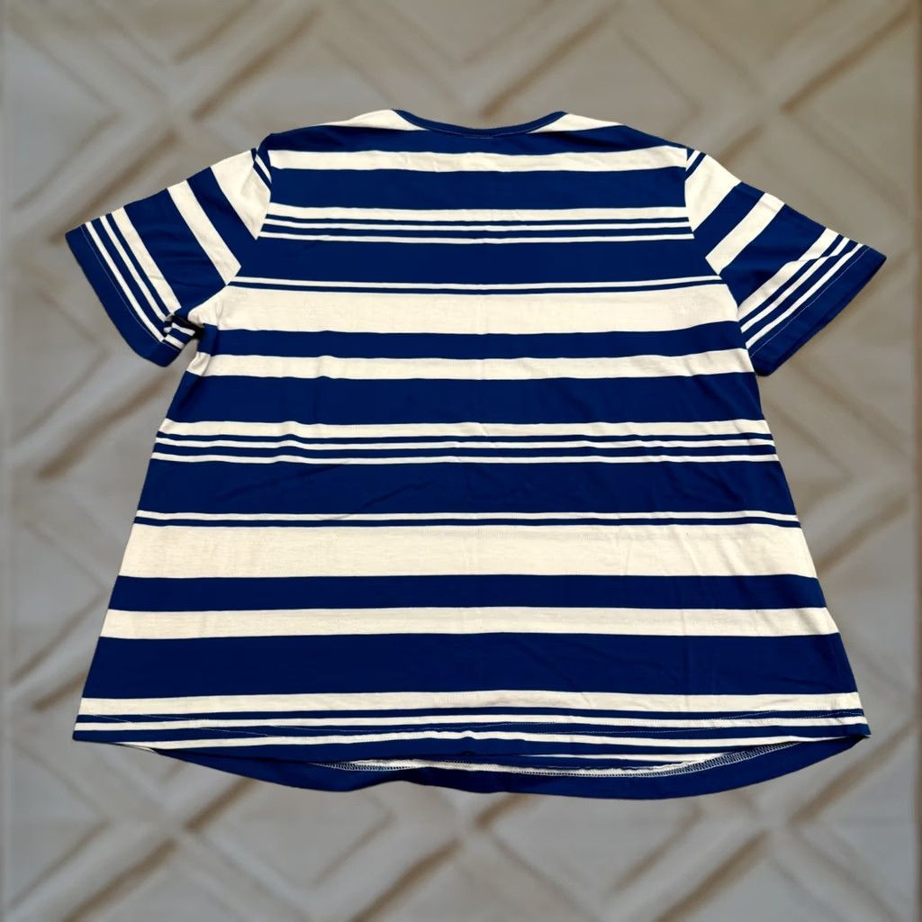 Blair Blair T-Shirt Womens Large Striped Navy White Crew Neck Short Sleeve Tee Basic Cotton Blend Comfort Lightweight Casual Classic Men's? No, Womens. Size L / US 10 / IT 46 - 1 Thumbnail