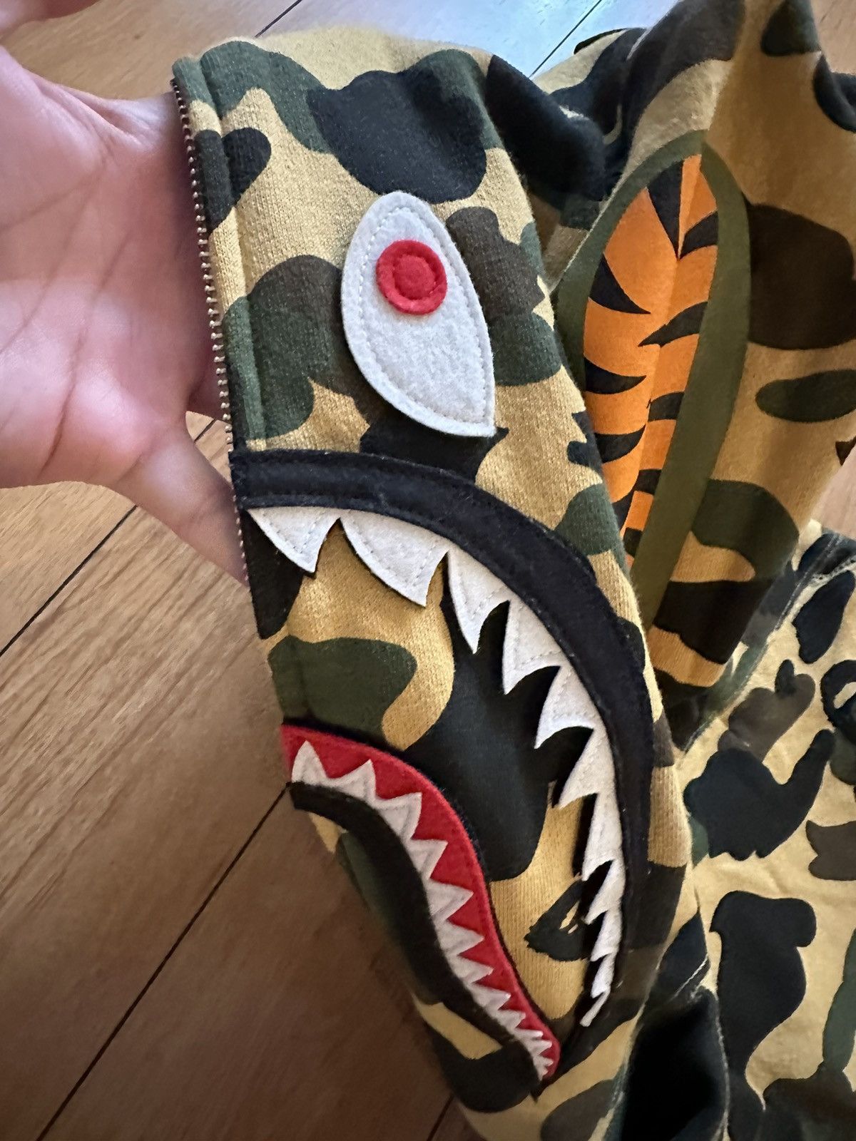 Bape 1st Camo Detachable Shark Full Zip Hoodie Size US M / EU 48-50 / 2 - 4 Thumbnail